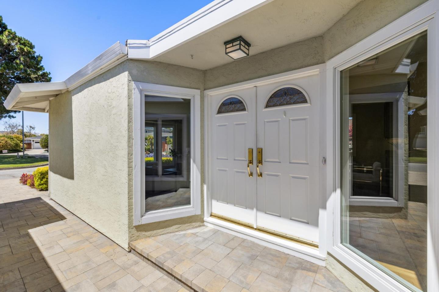 372 Bluefish Court