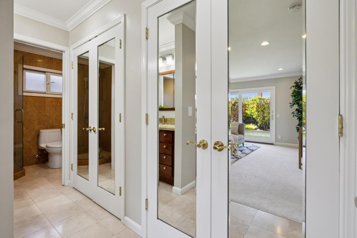 372 Bluefish Court