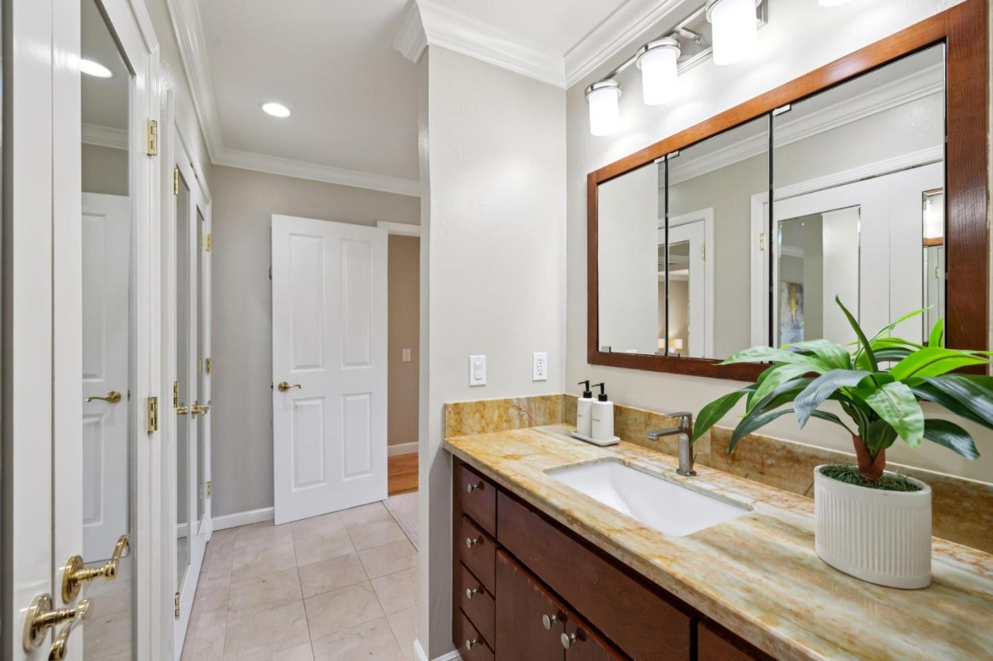 372 Bluefish Court