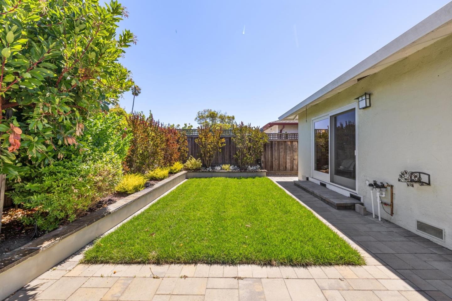 372 Bluefish Court
