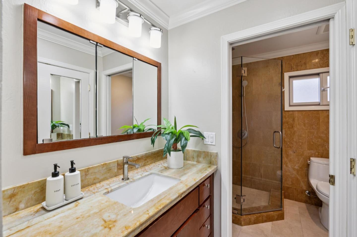 372 Bluefish Court