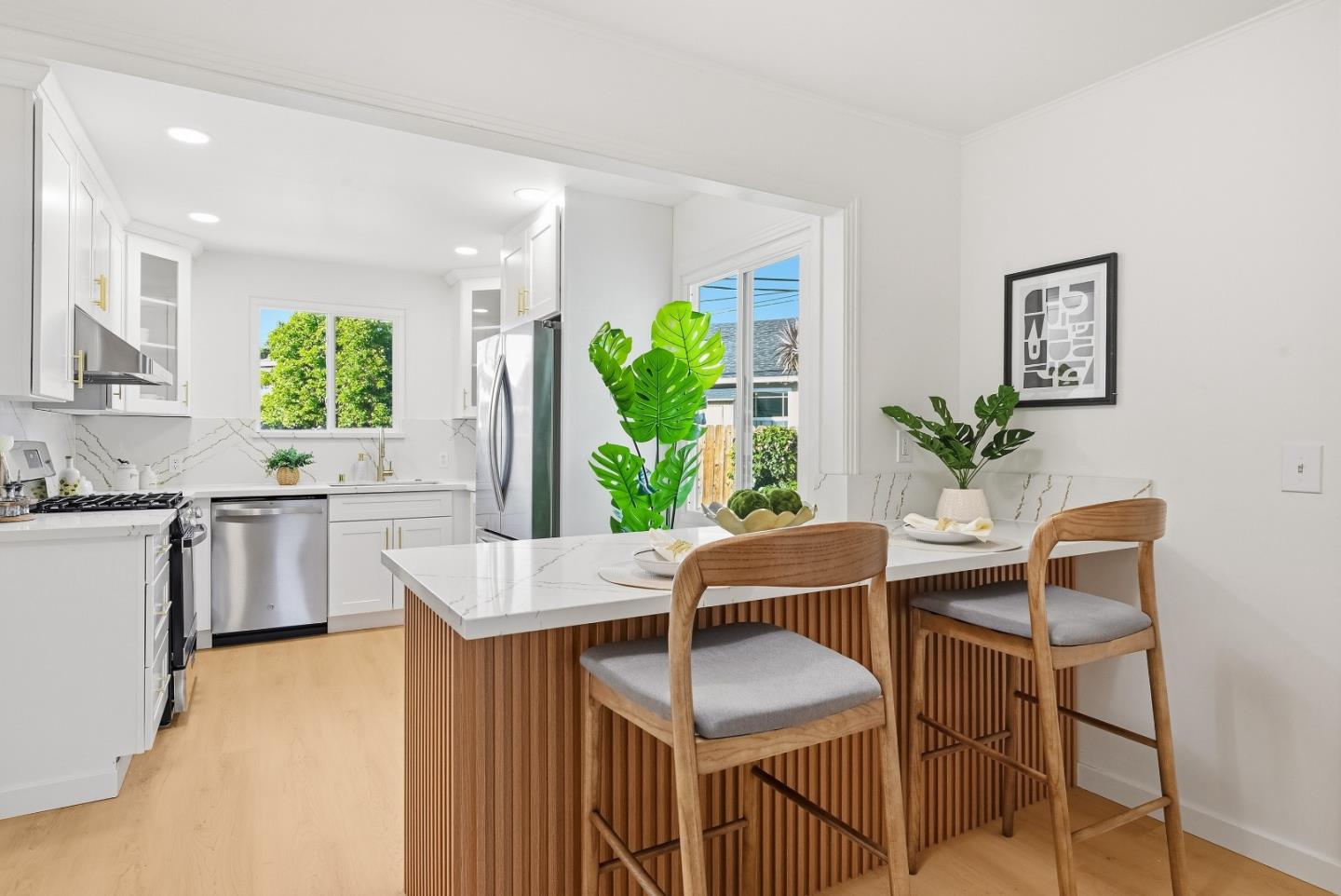 245 East 40th Avenue