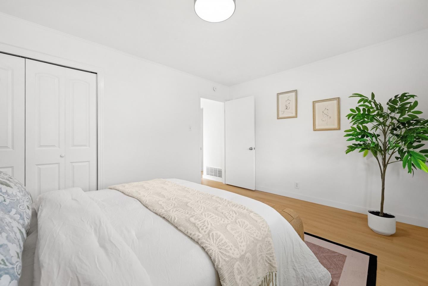 245 East 40th Avenue