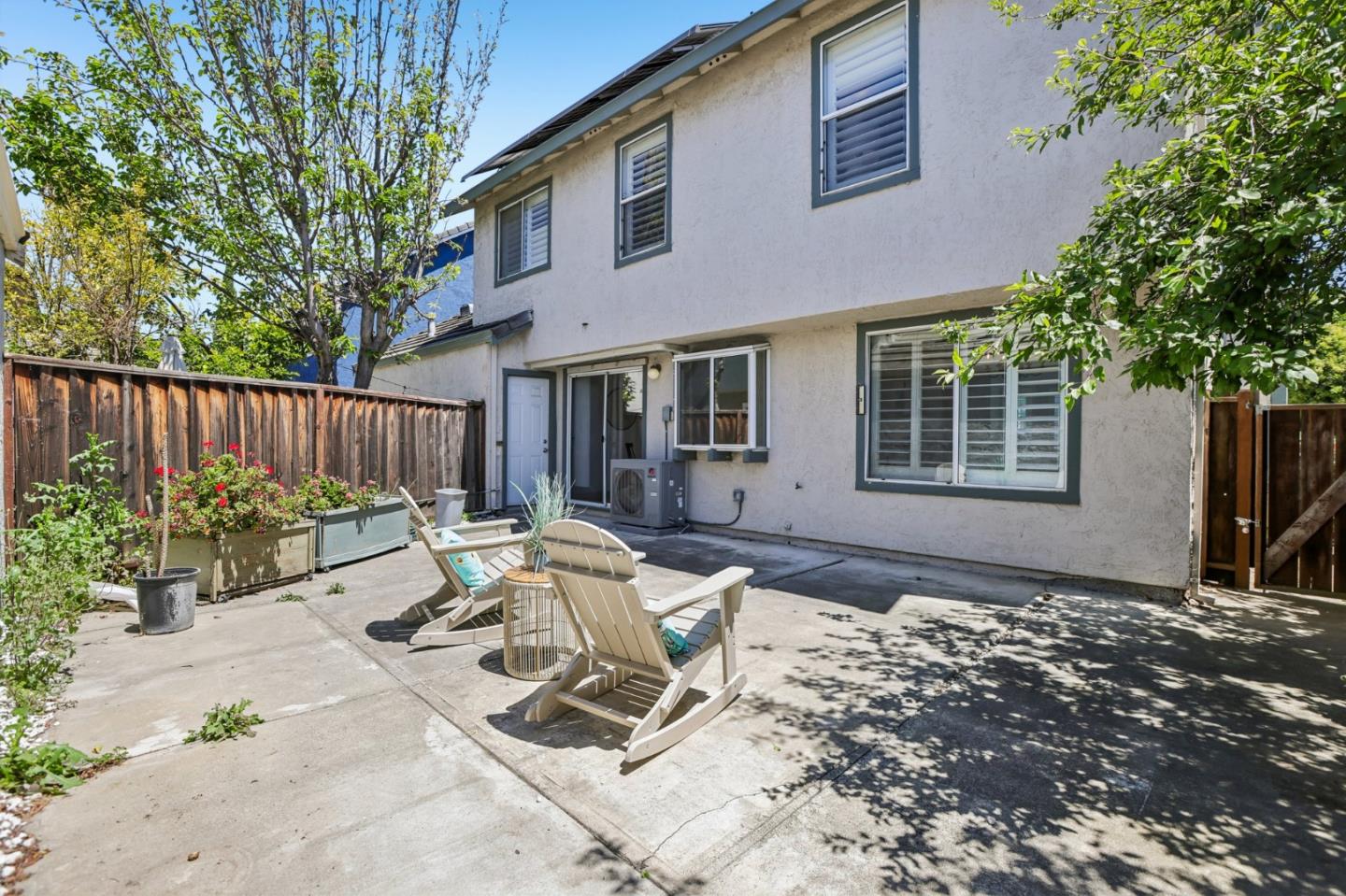 1562 Clampett Way