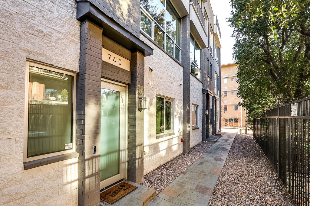 740 Cannen John Lane