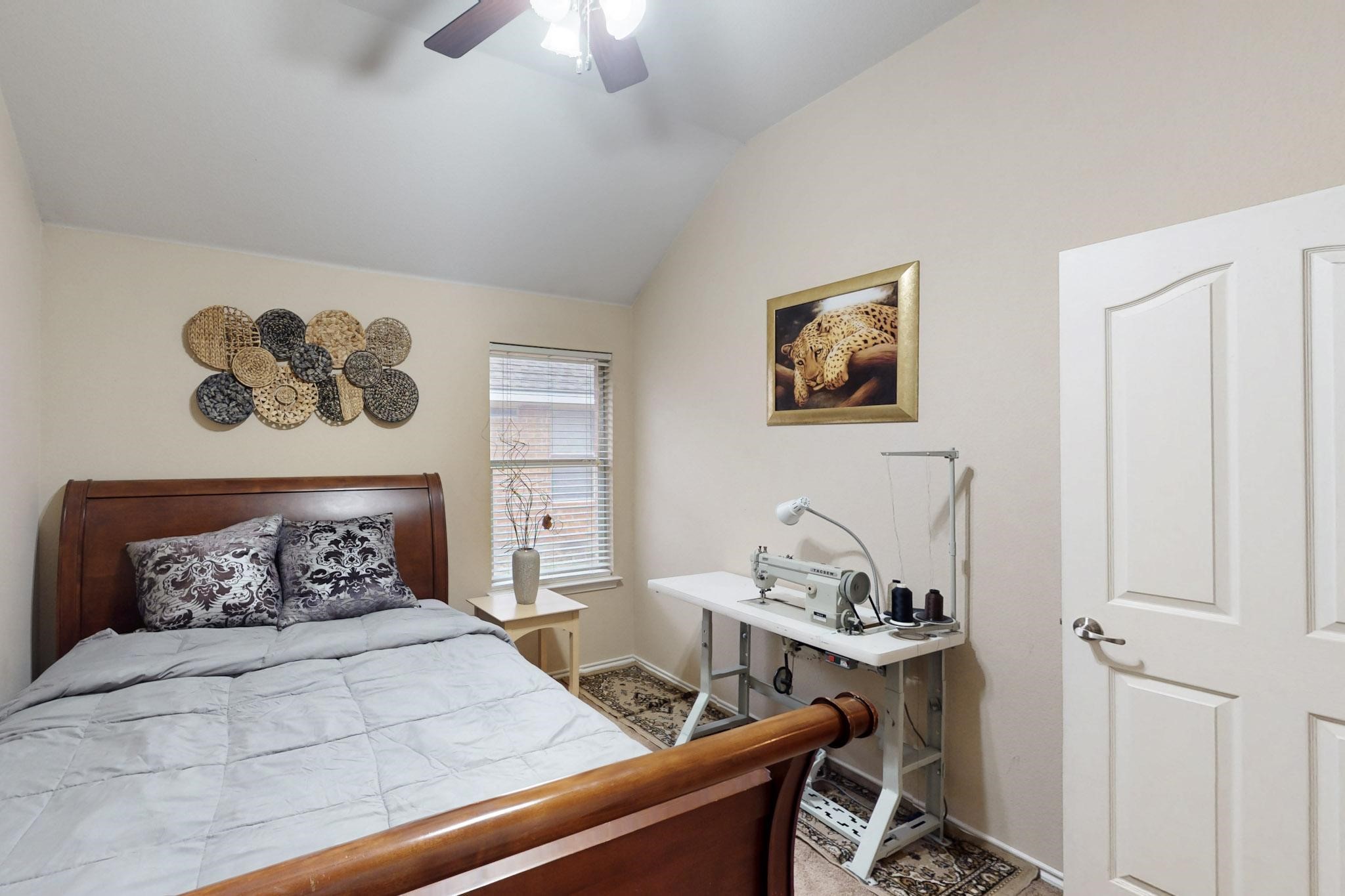 3115 S Camino Lagos