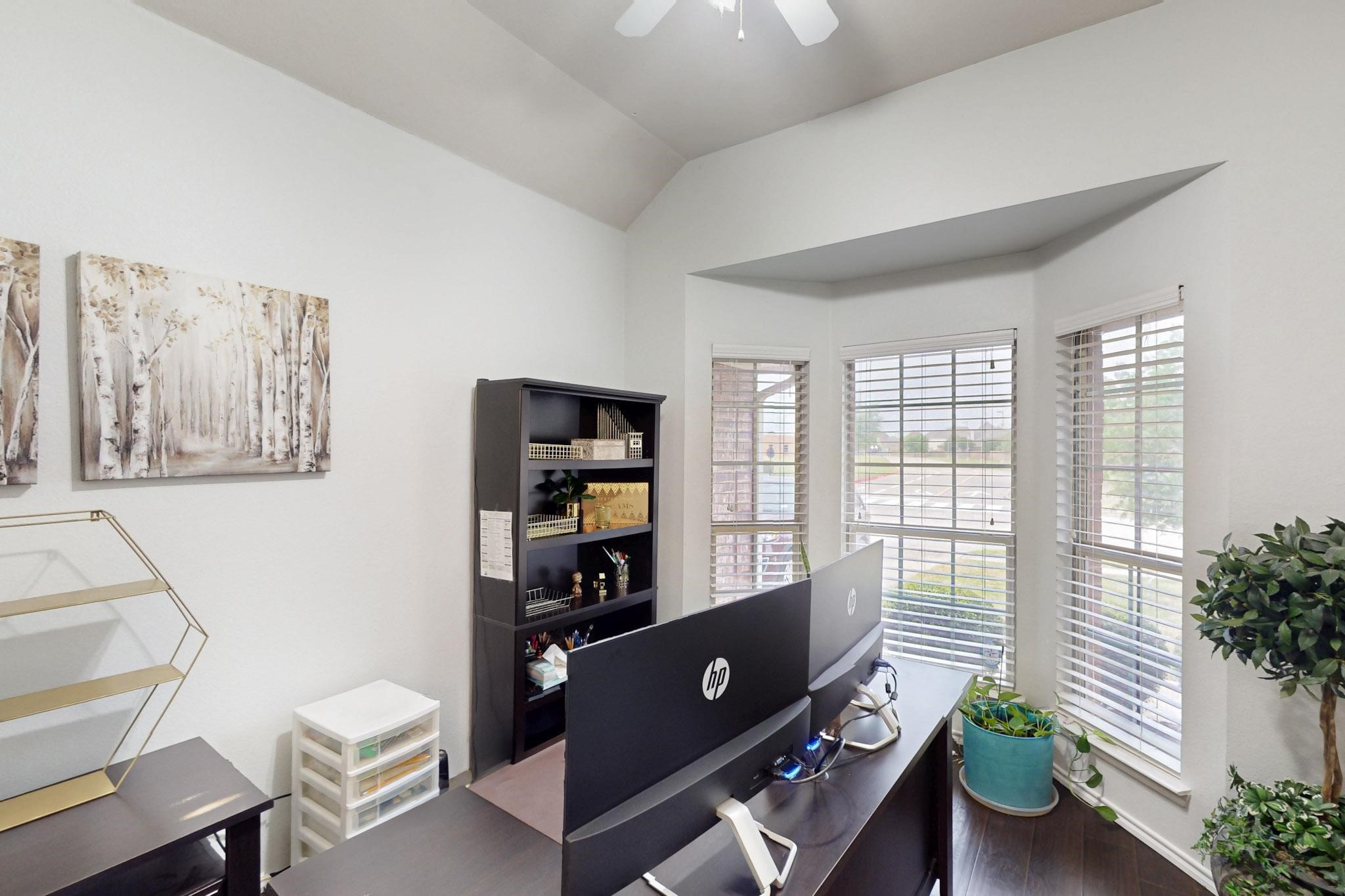 3115 S Camino Lagos