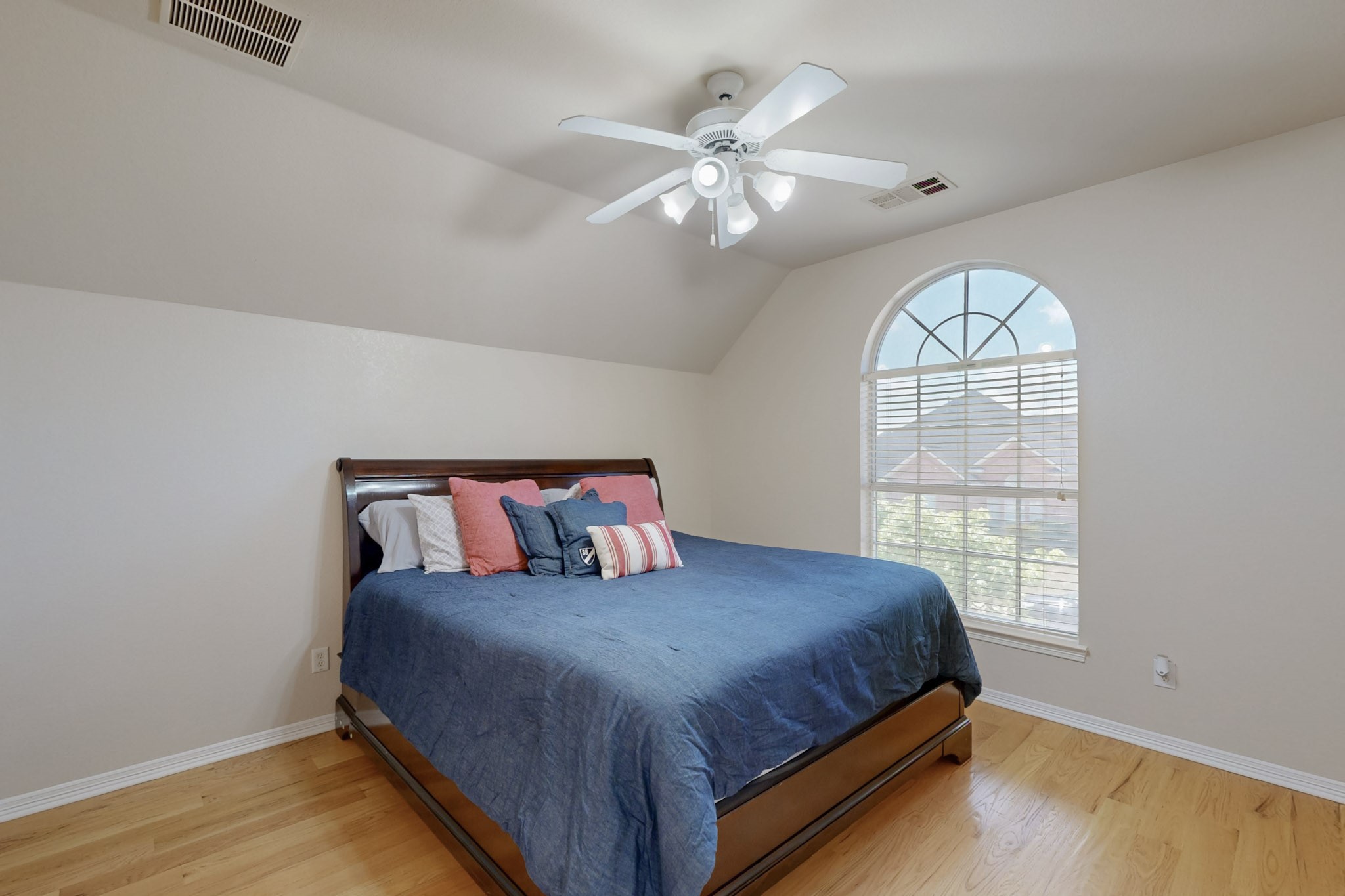 1312 Leisure Lane