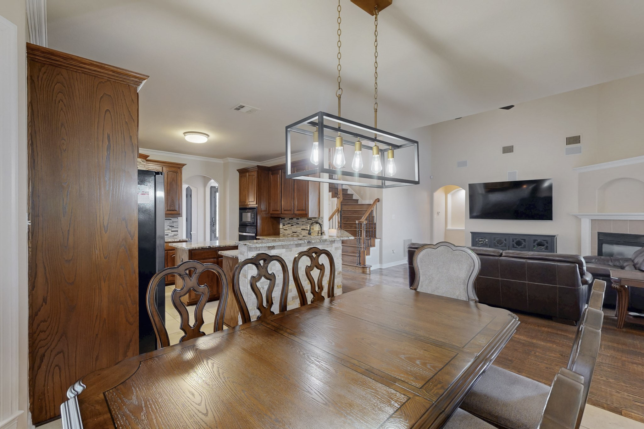 1312 Leisure Lane