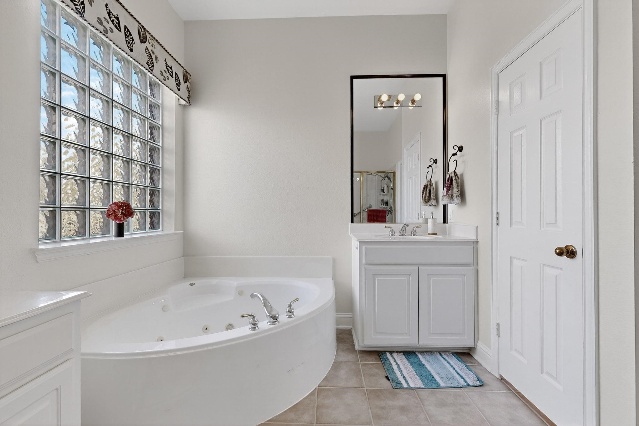 3412 Continental Drive