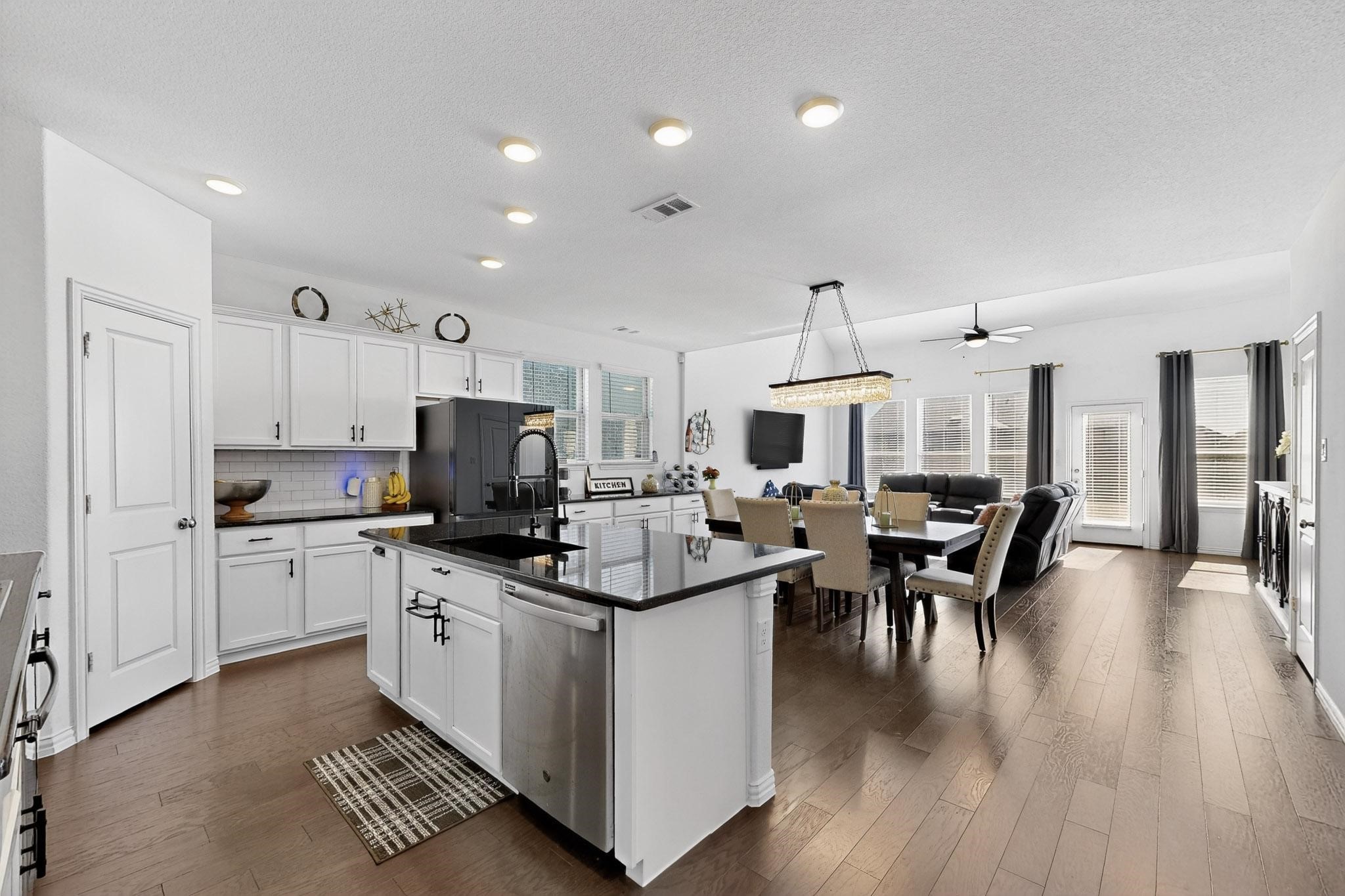 2918 Grand Lookout Lane