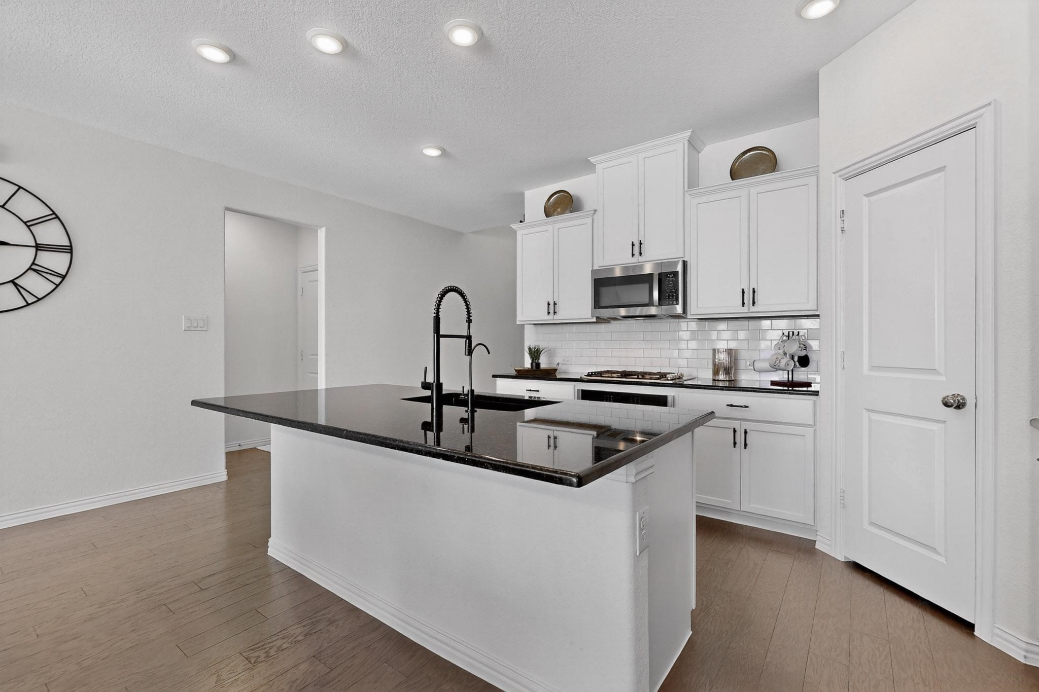 2918 Grand Lookout Lane