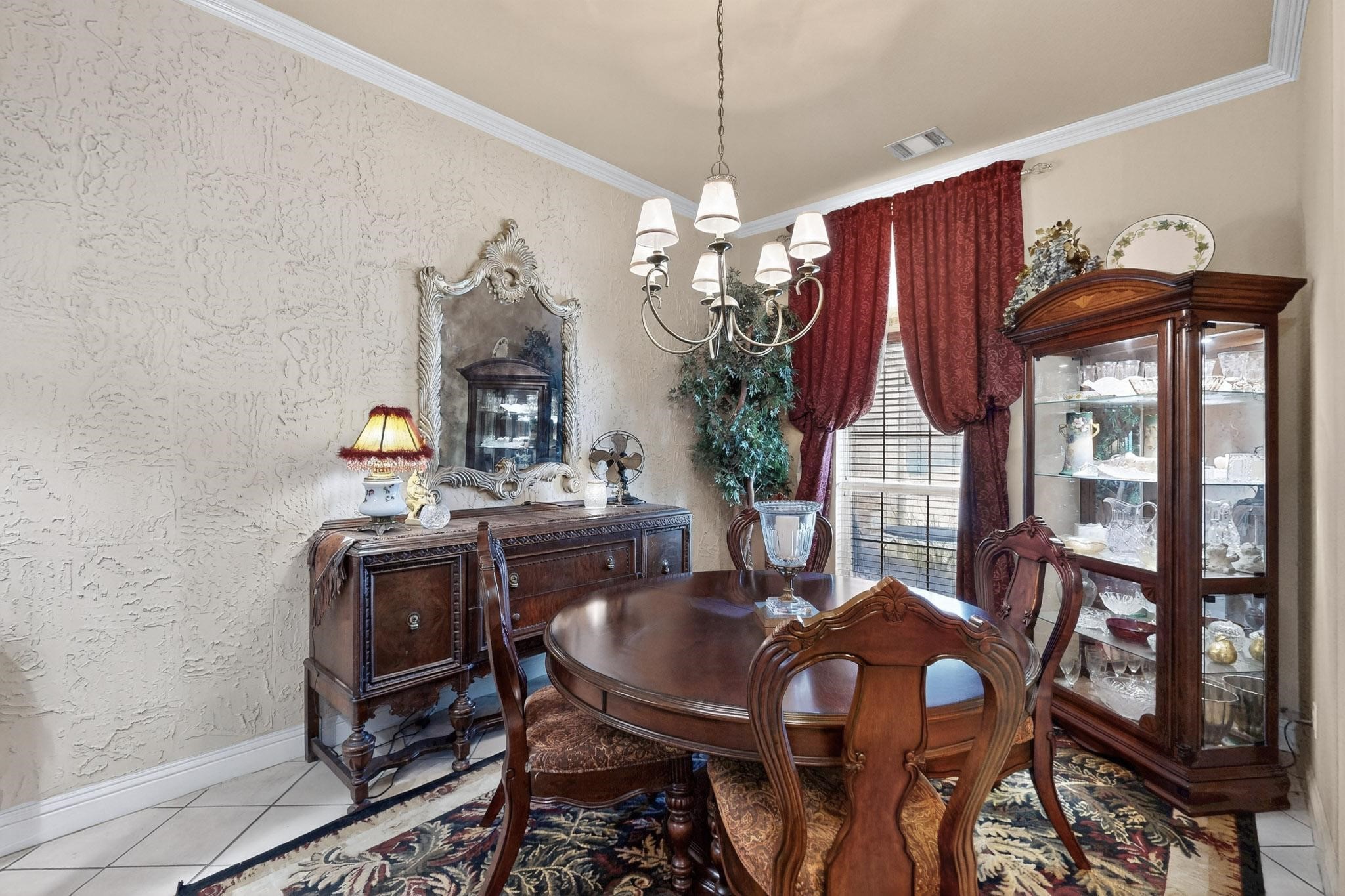 4425 Don Drive