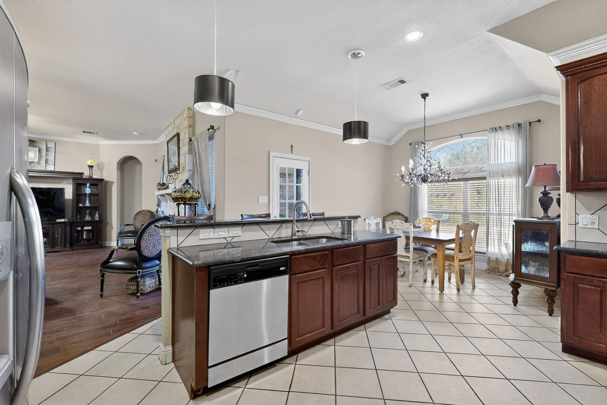 4425 Don Drive