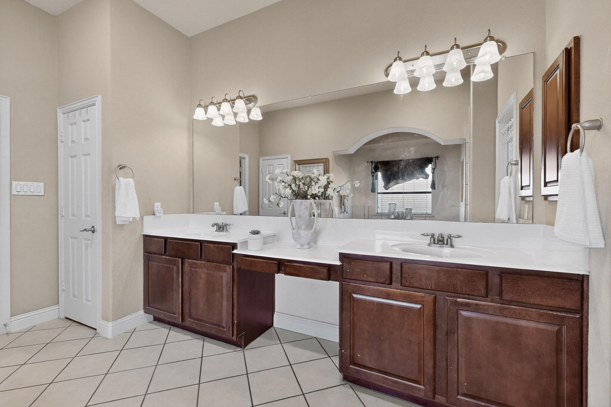 4425 Don Drive