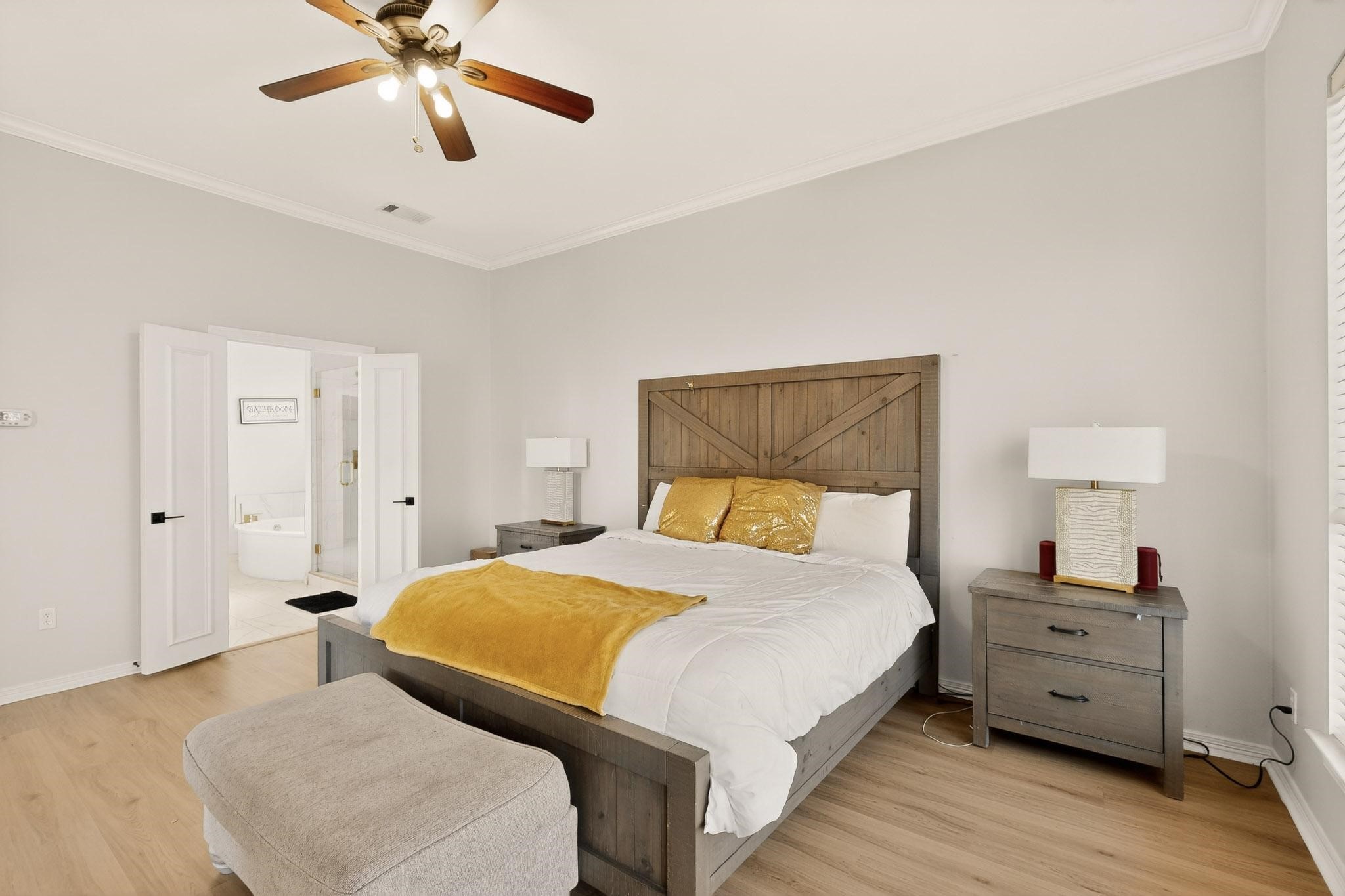 618 Oak Tree Cove