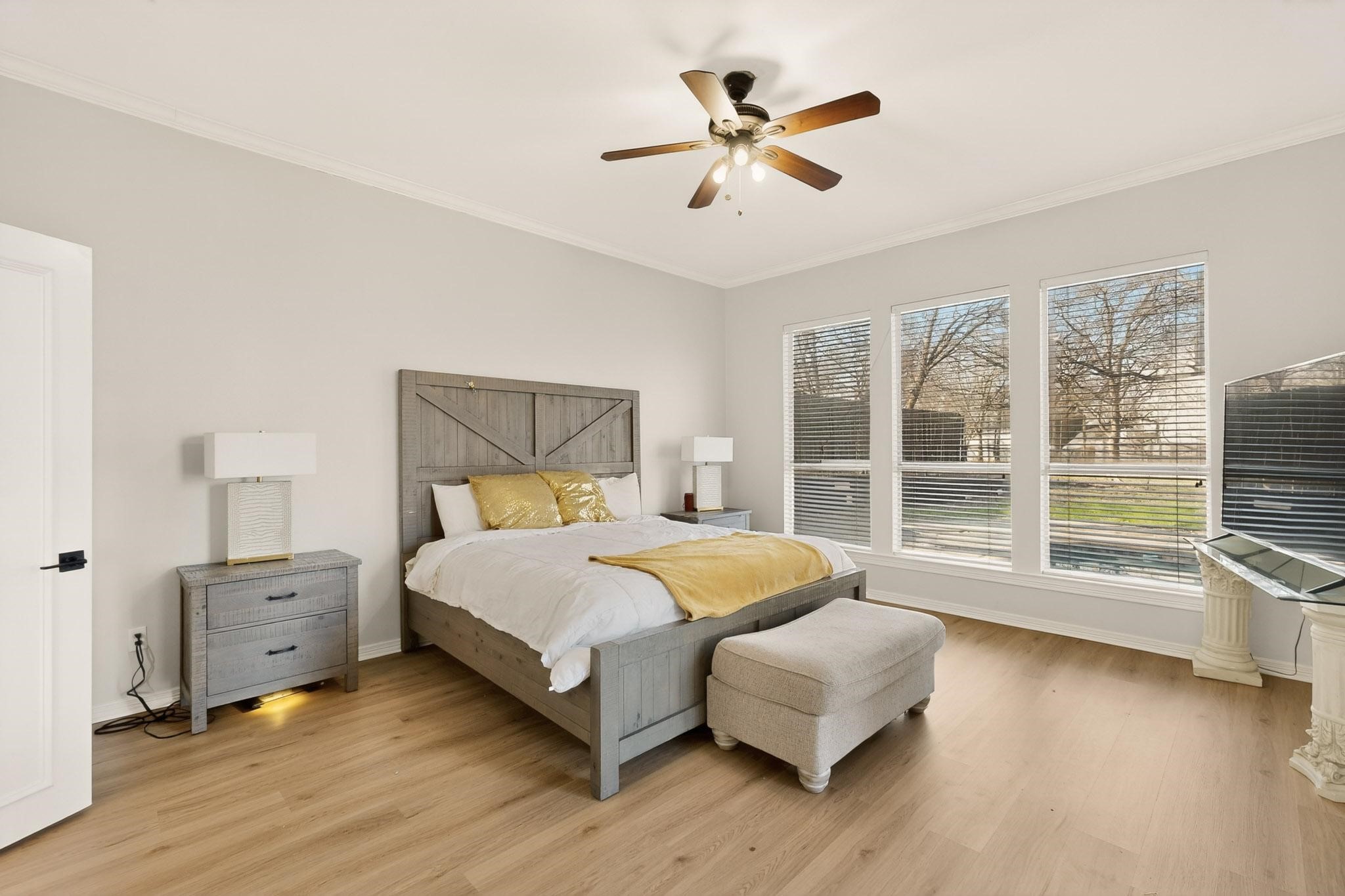 618 Oak Tree Cove