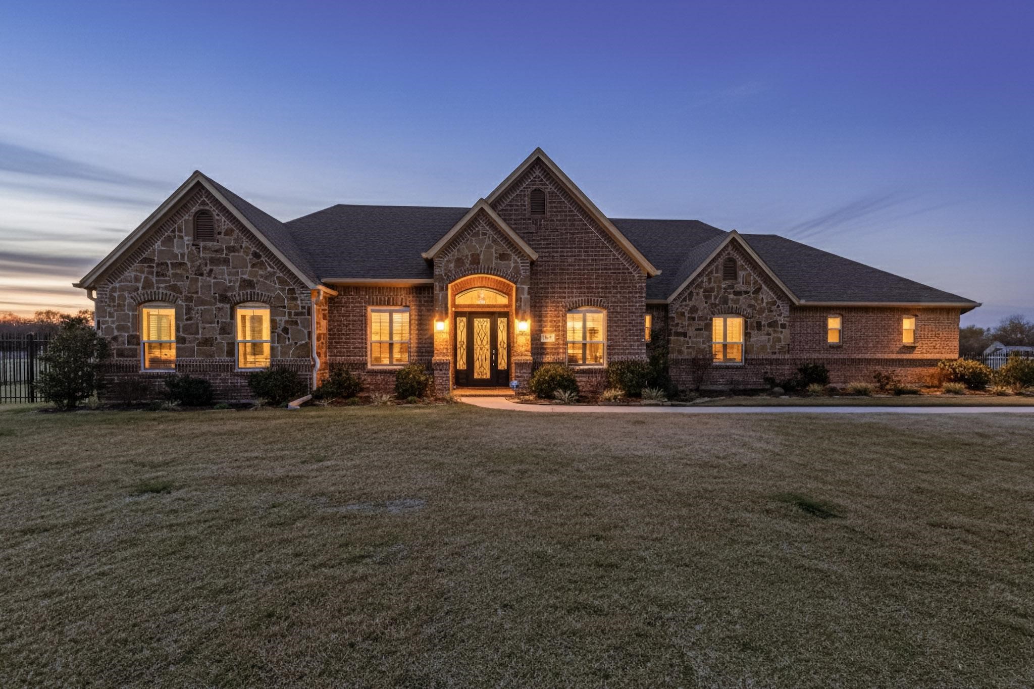 2416 Sweeping Meadows Lane