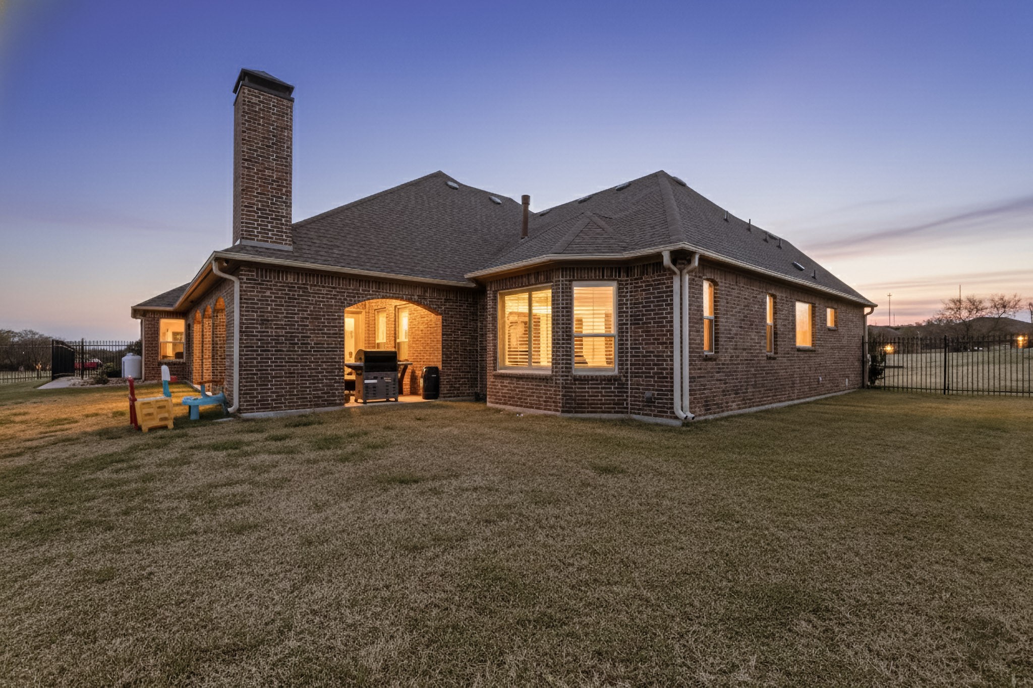 2416 Sweeping Meadows Lane