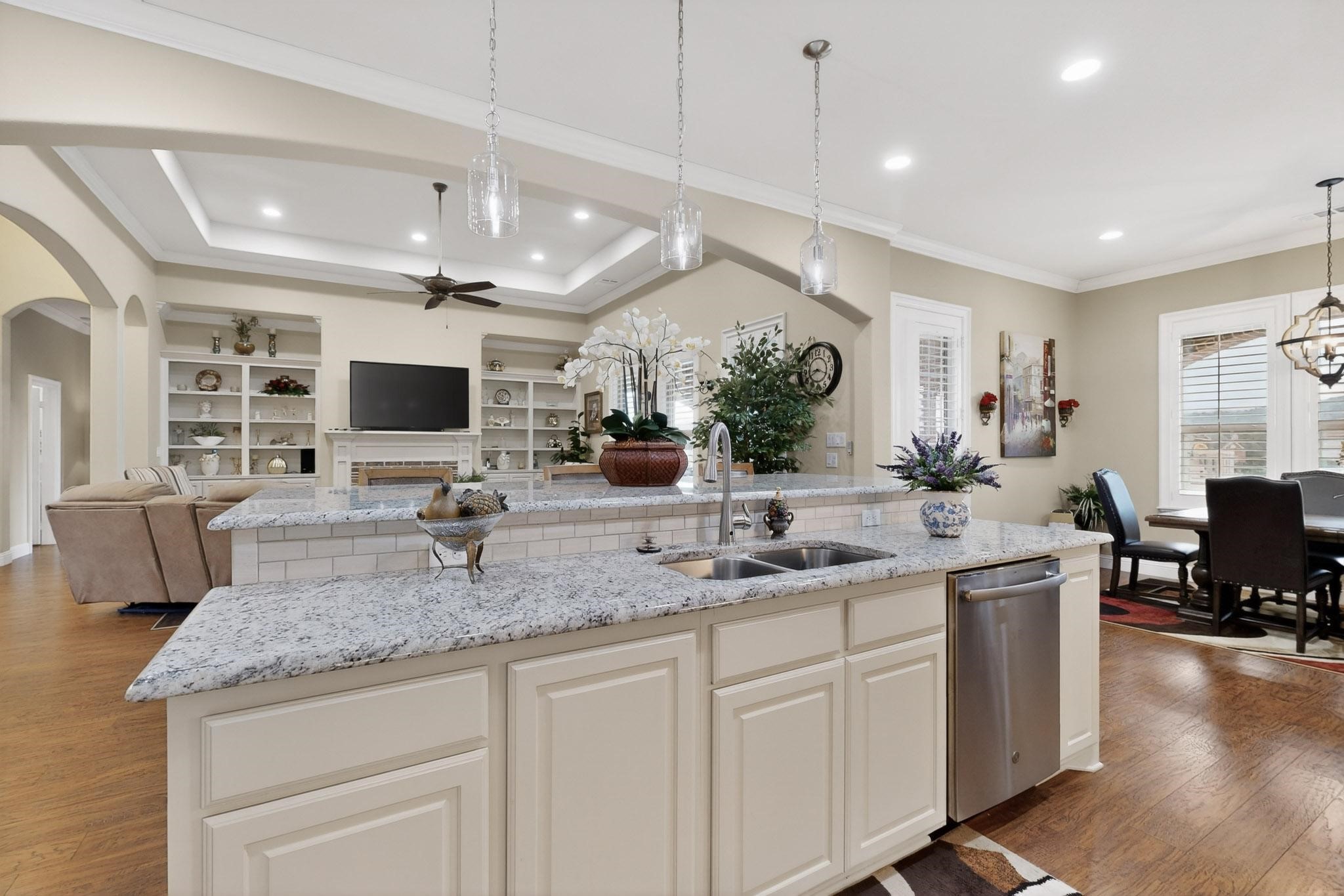 2416 Sweeping Meadows Lane