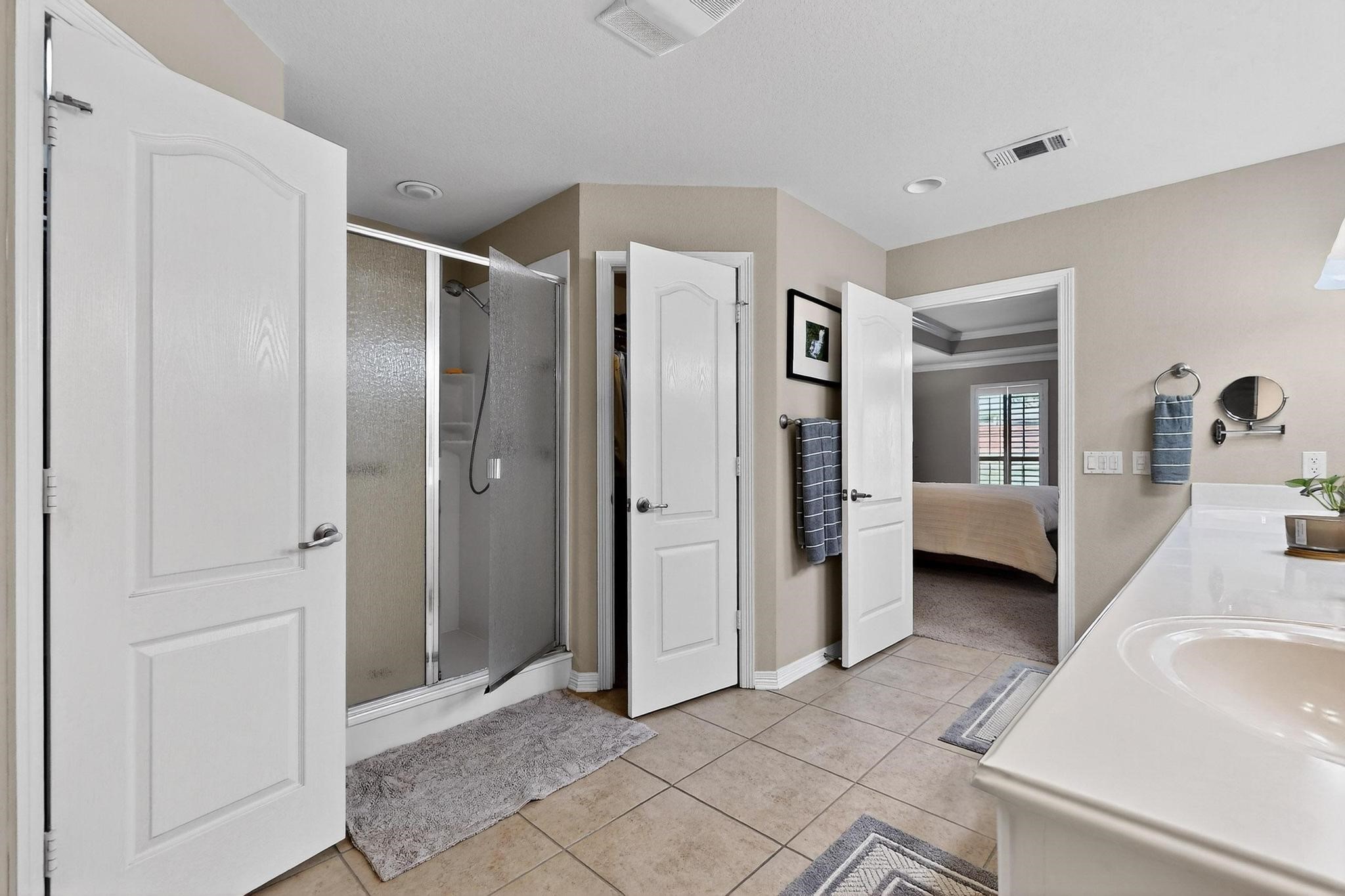 1115 Cresthaven Drive 13