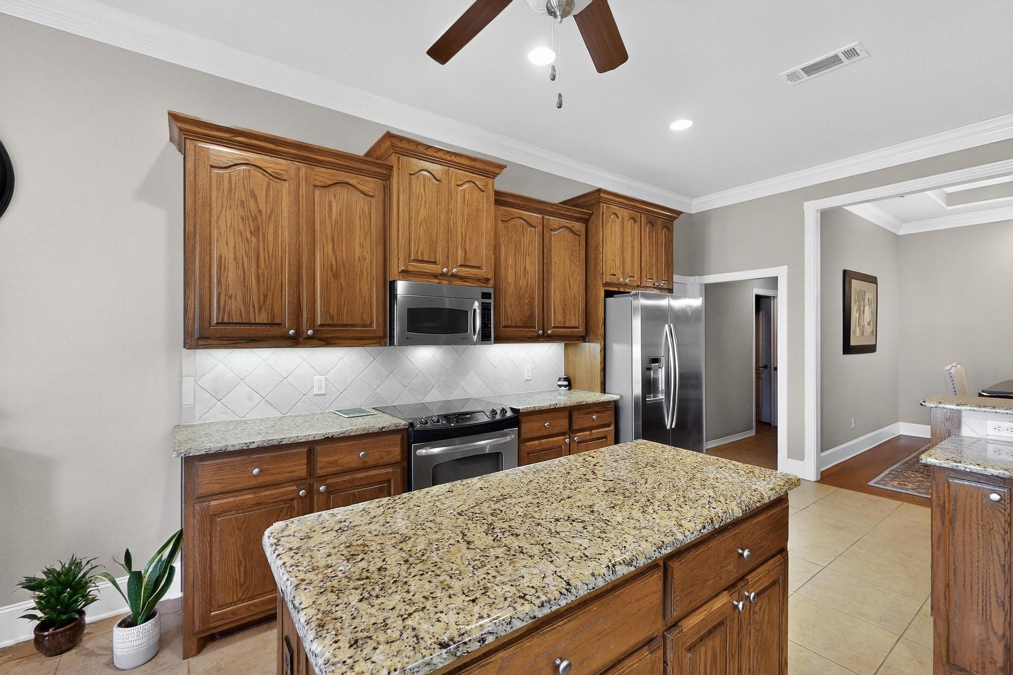 1115 Cresthaven Drive 13