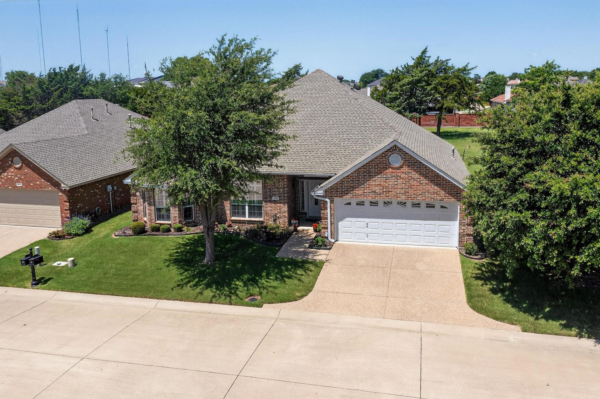 1115 Cresthaven Drive 13