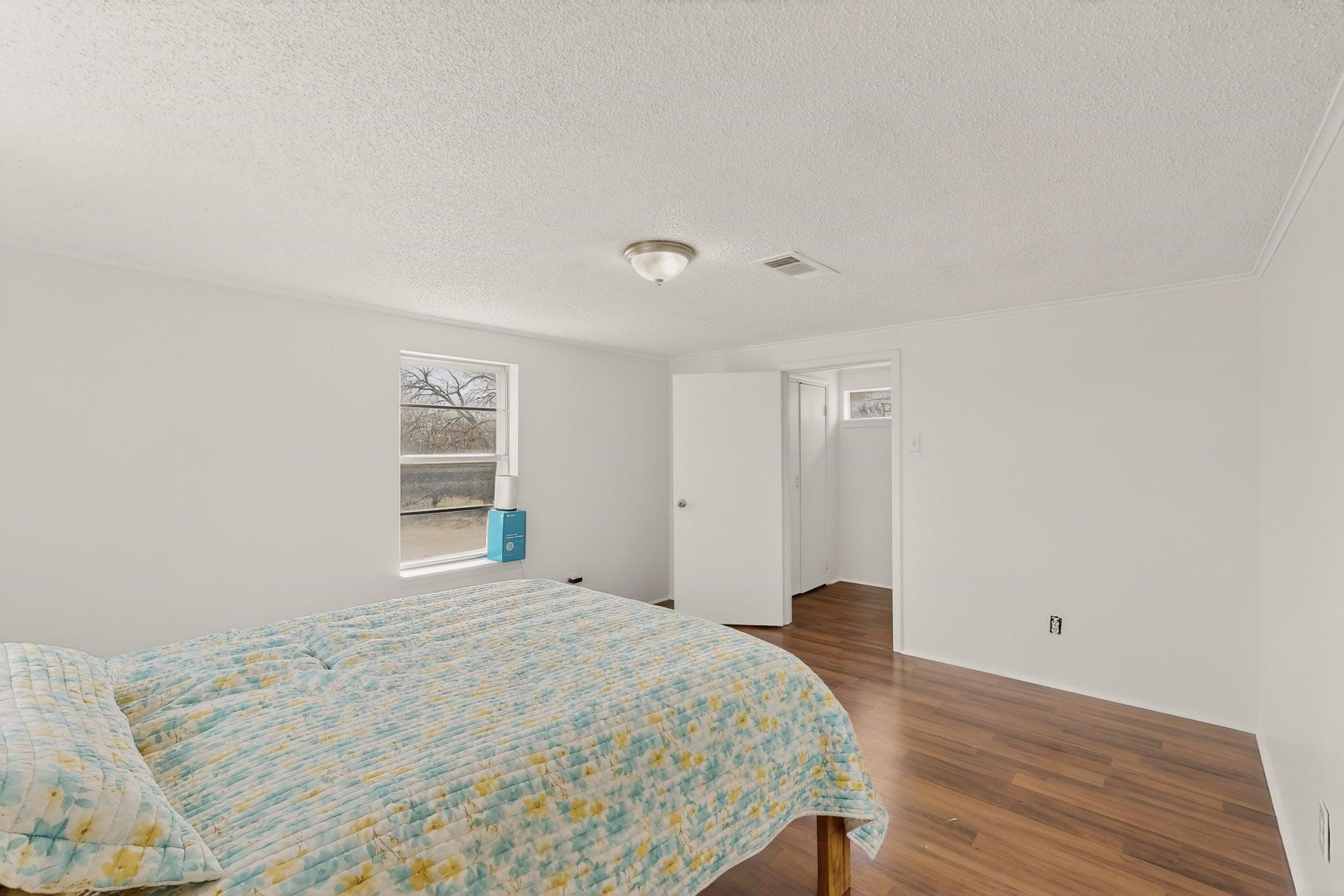 4405 Chisholm Trail