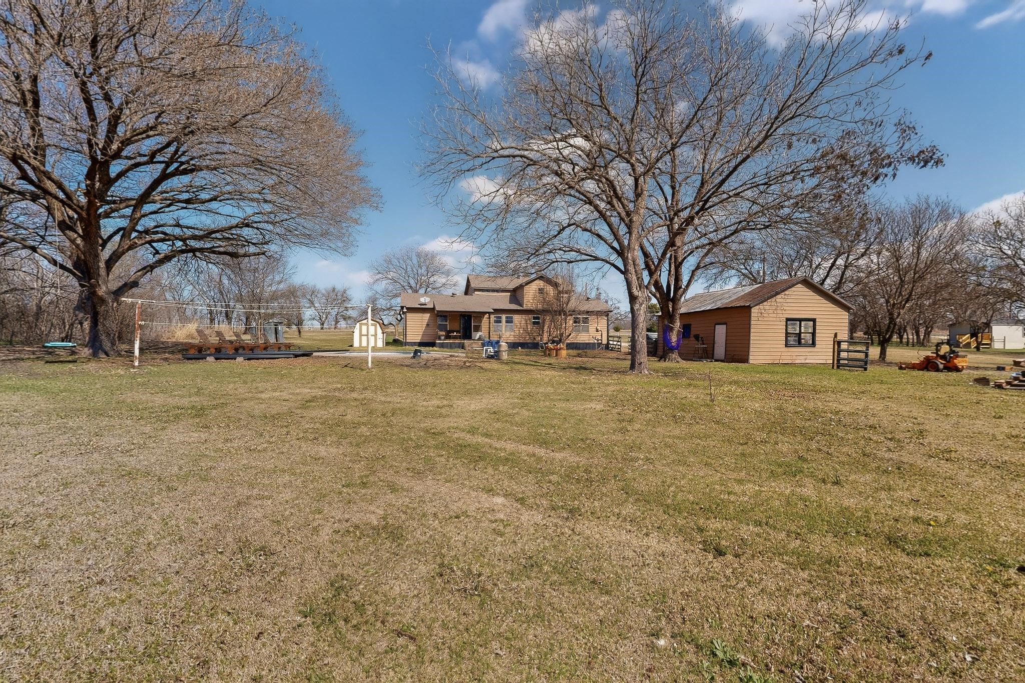 4405 Chisholm Trail