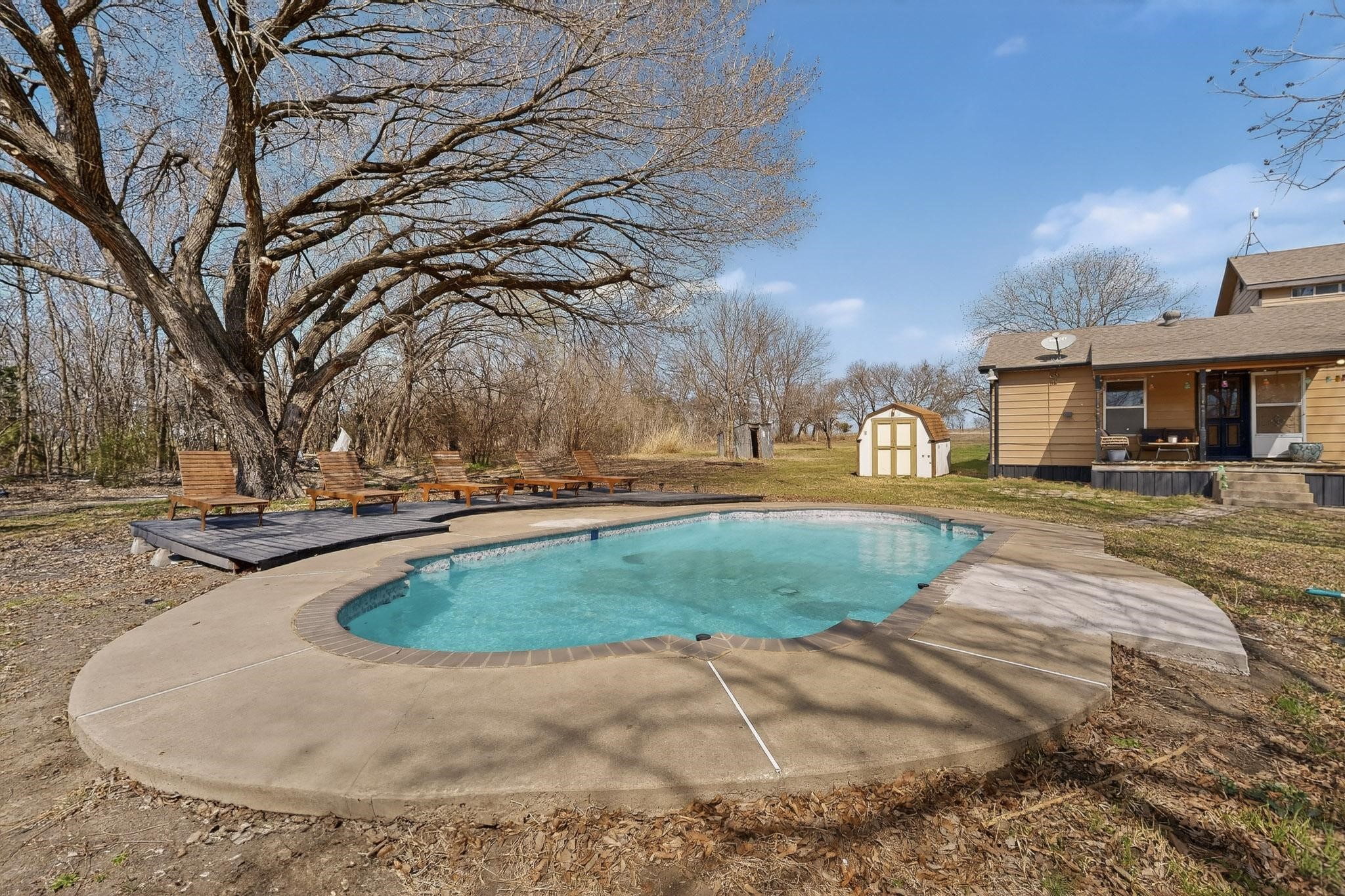 4405 Chisholm Trail