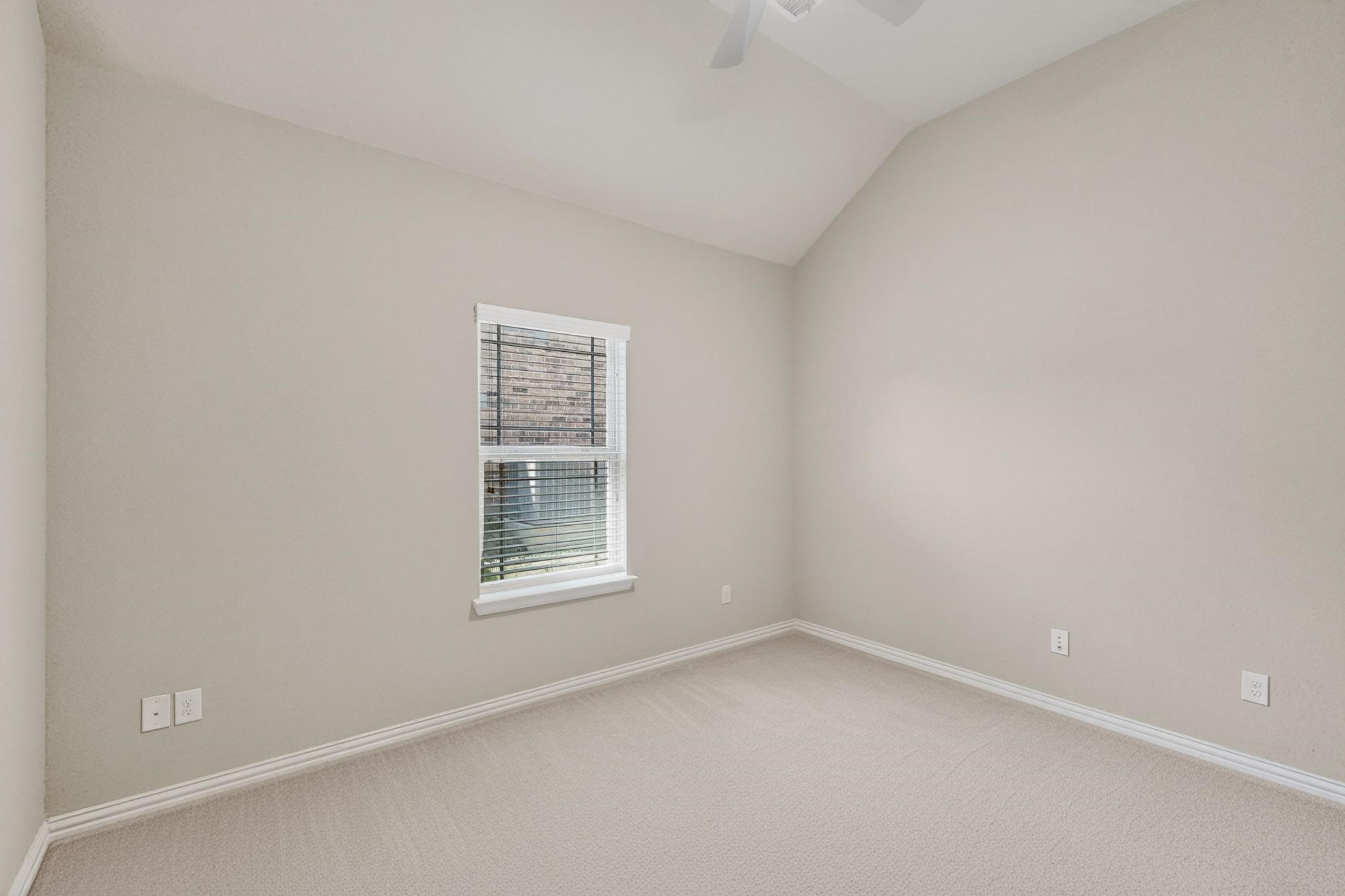 909 Foxtail Drive