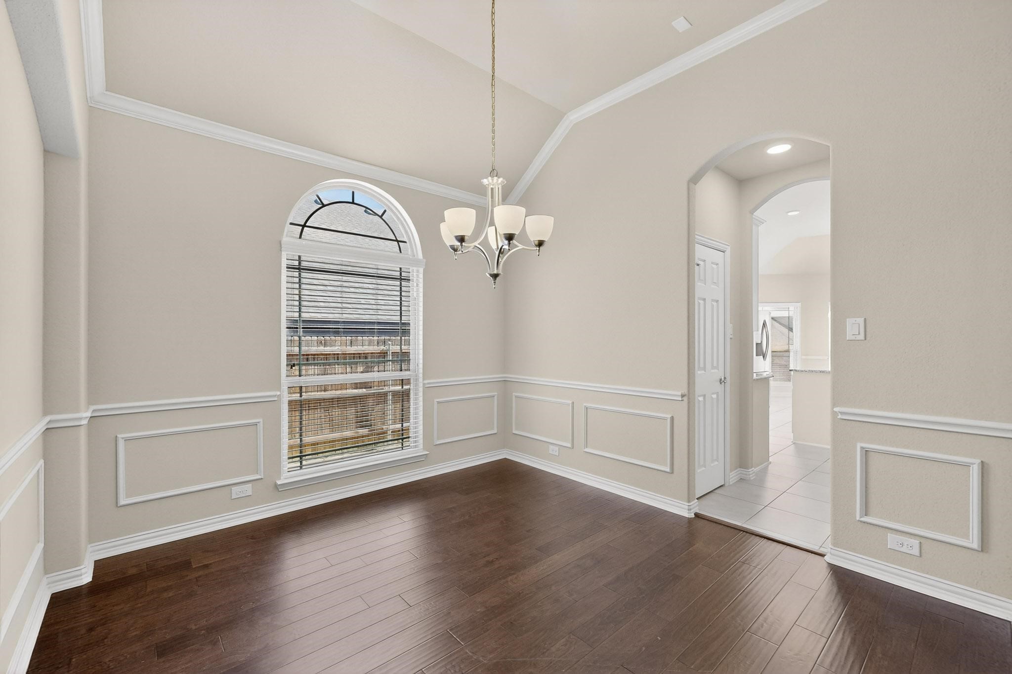 909 Foxtail Drive