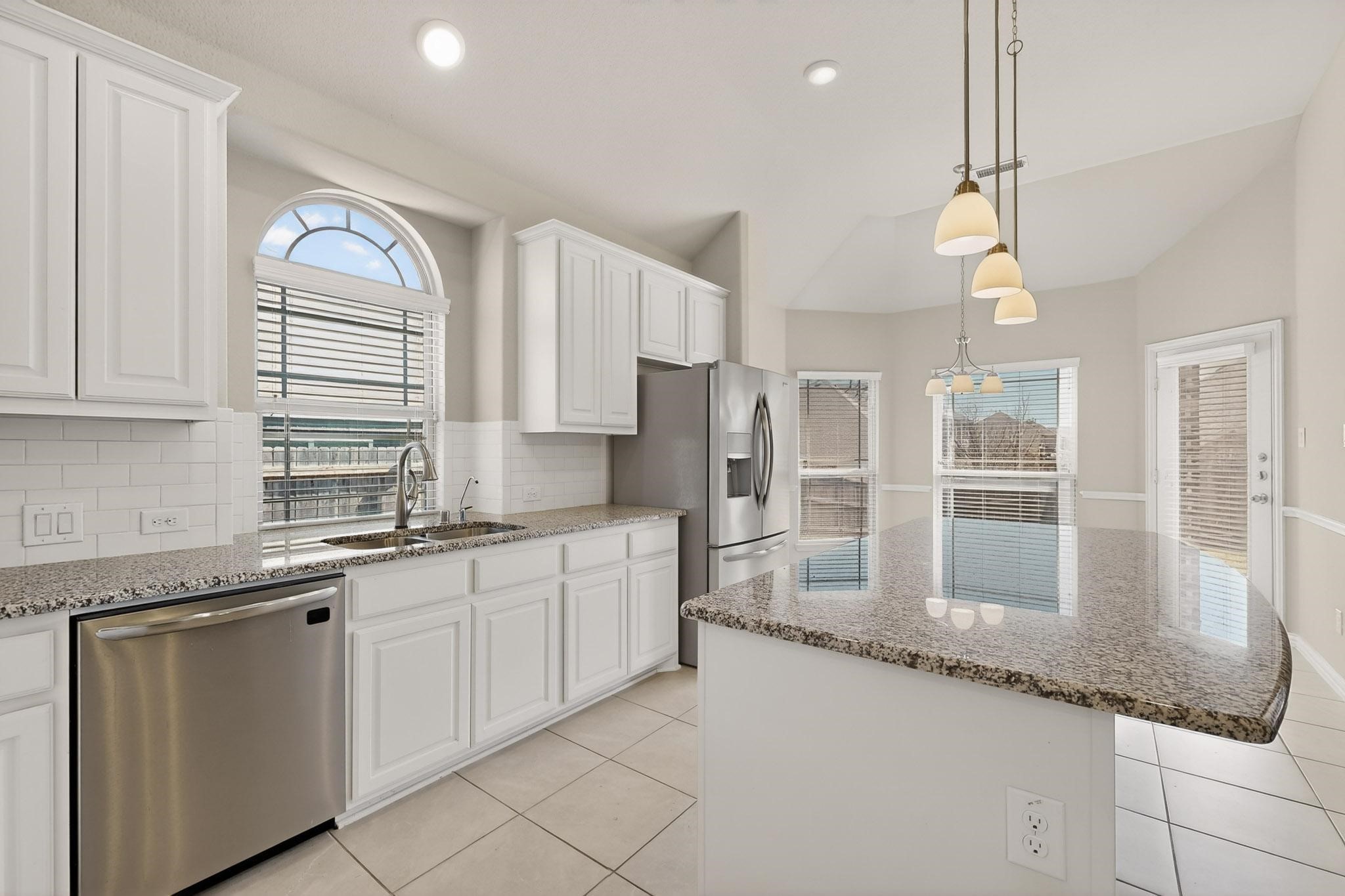 909 Foxtail Drive