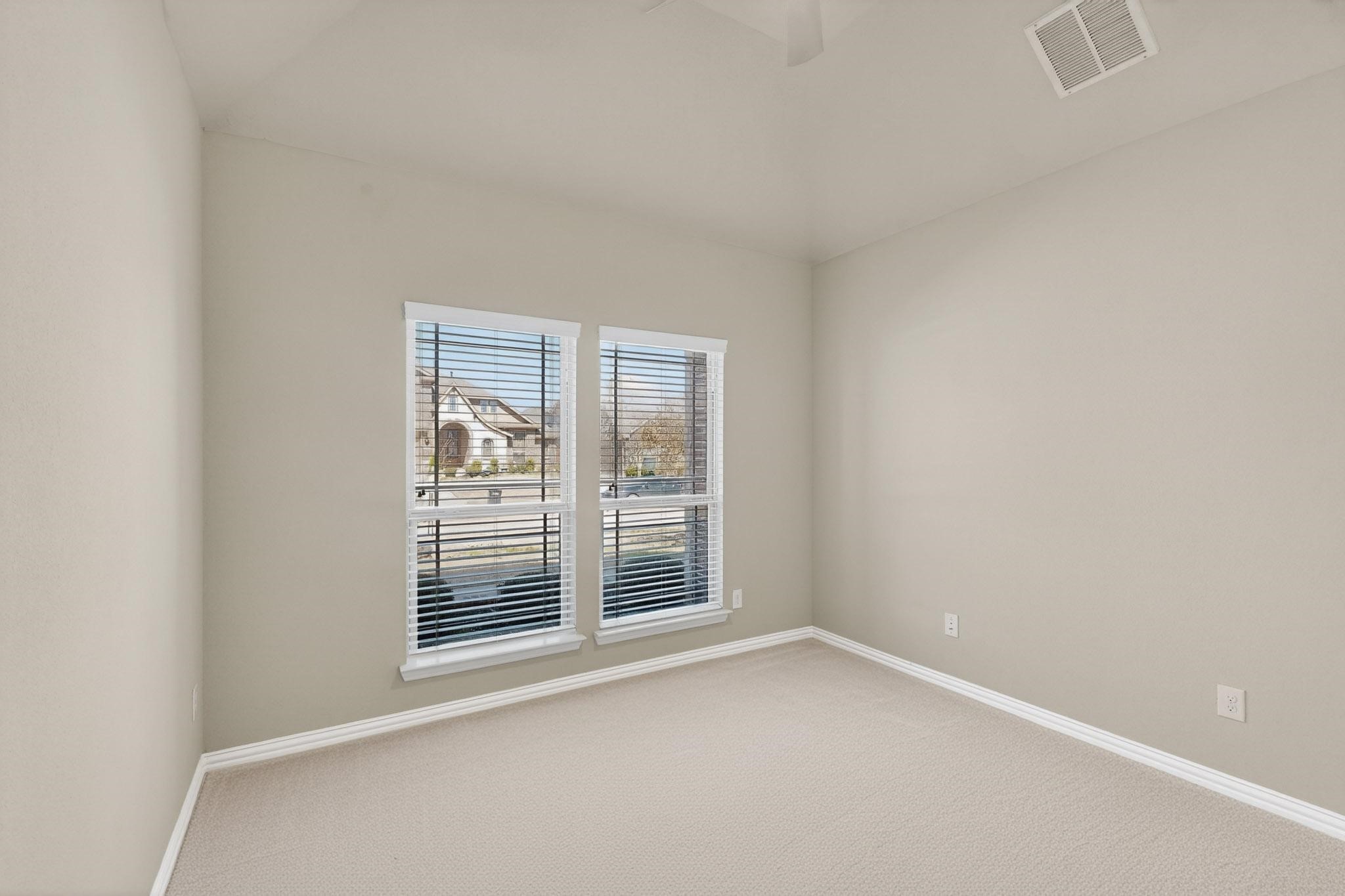 909 Foxtail Drive