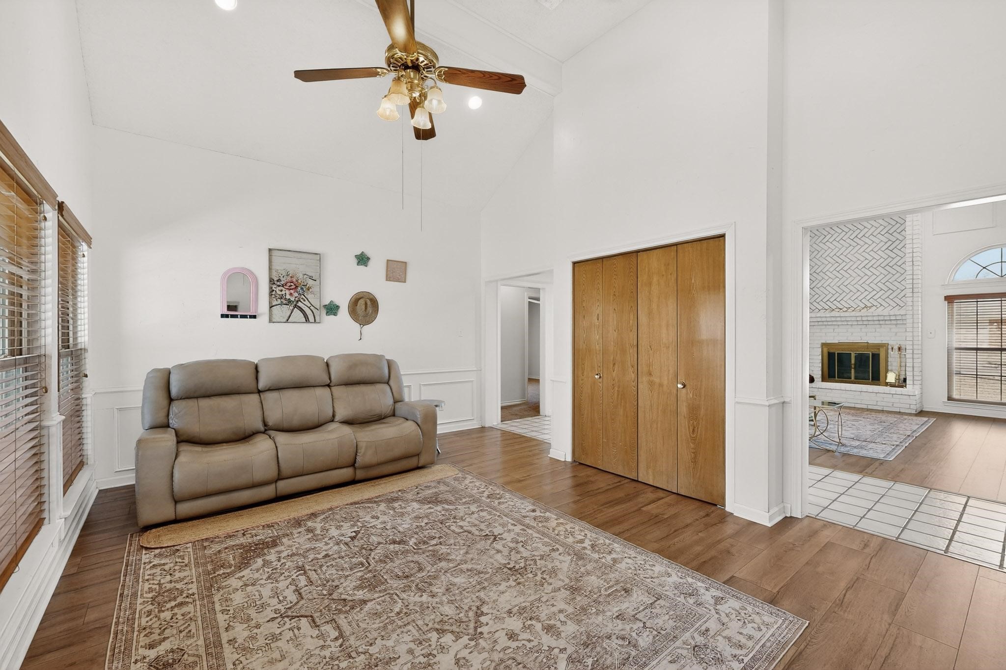 1110 Shady Oak Trail