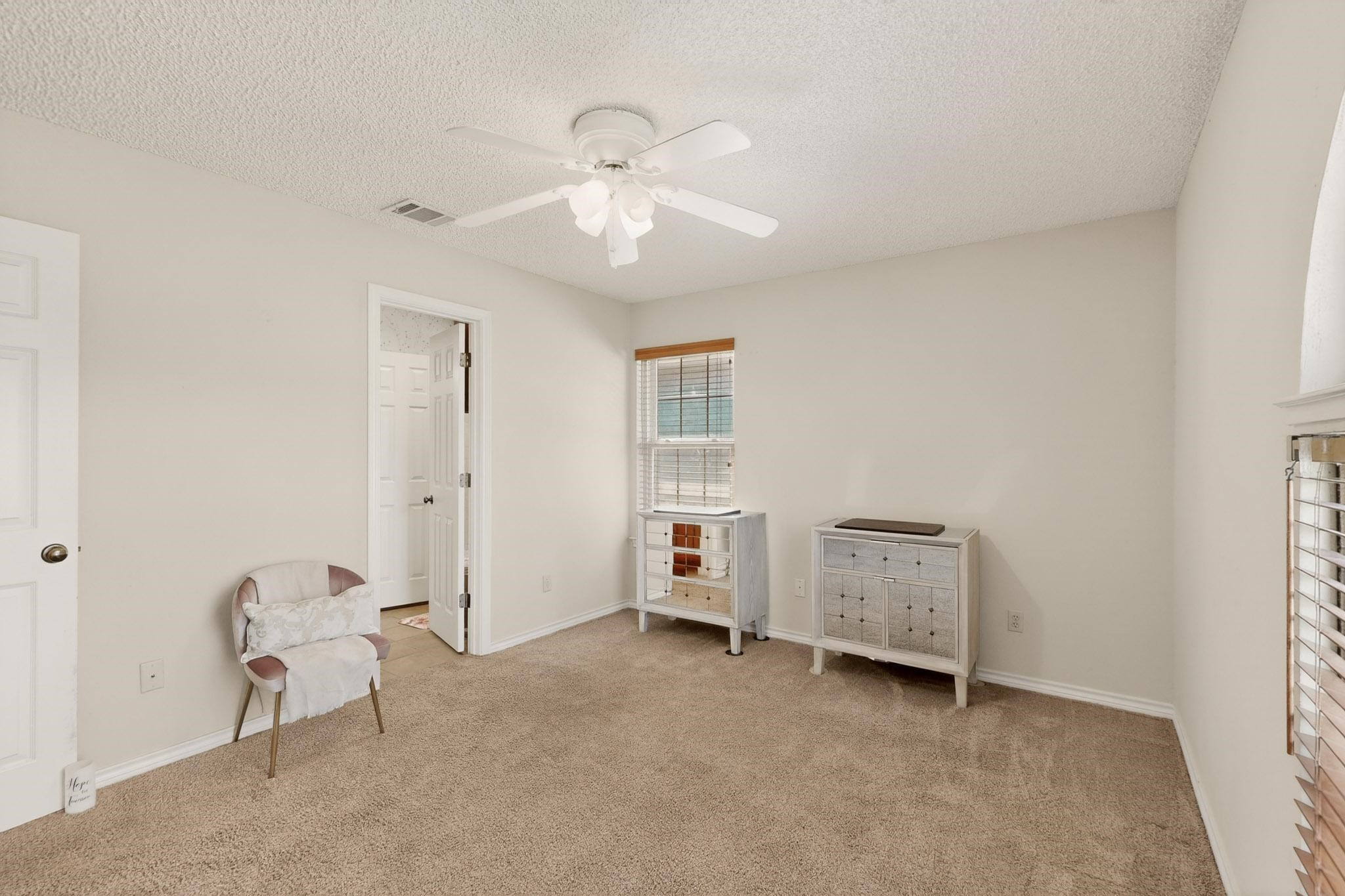 1110 Shady Oak Trail