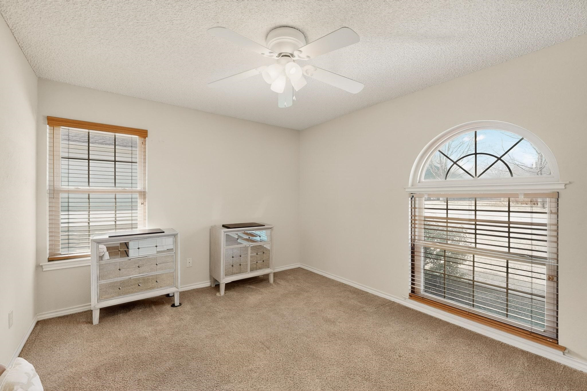 1110 Shady Oak Trail