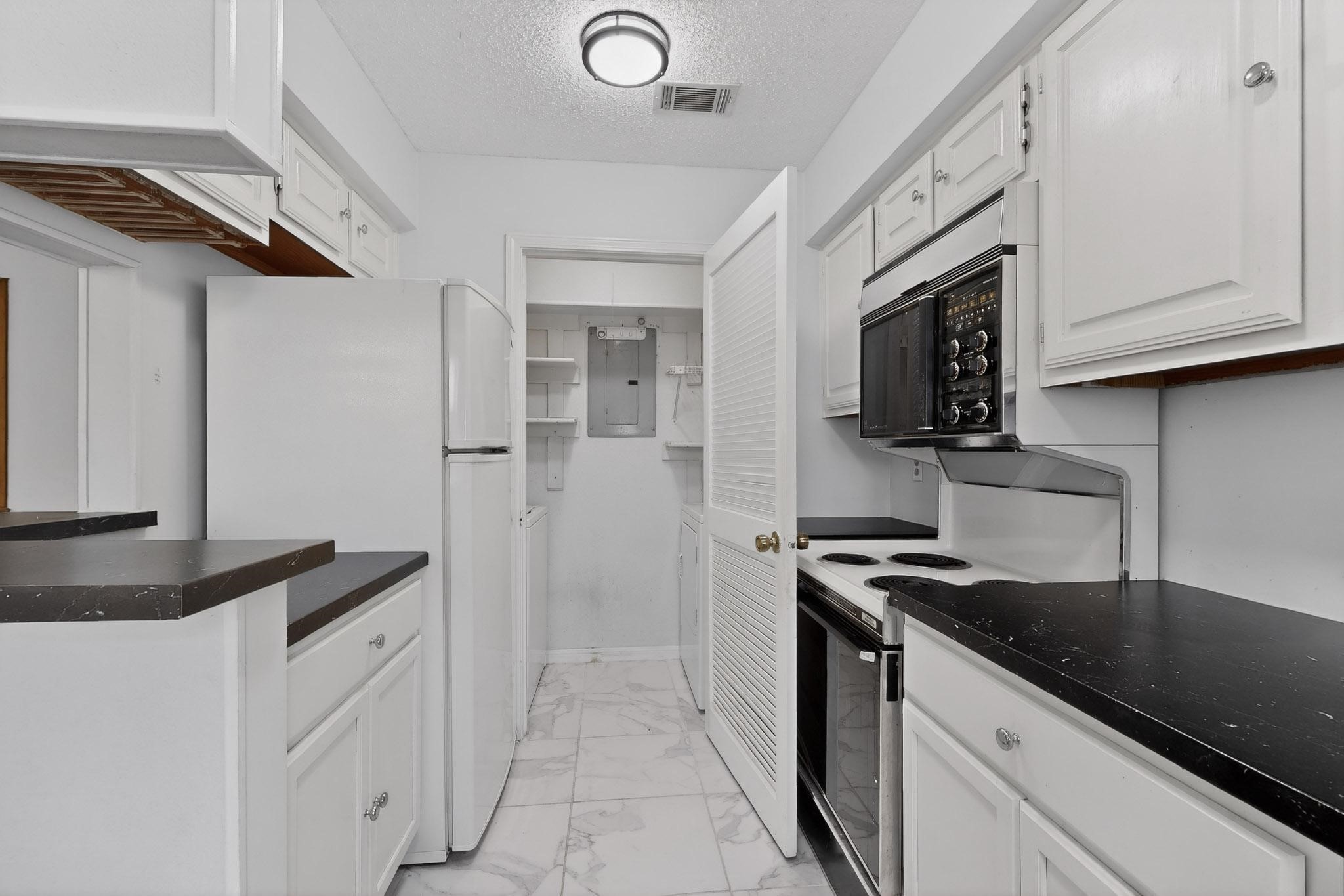 2106 Rainbow Drive 4212