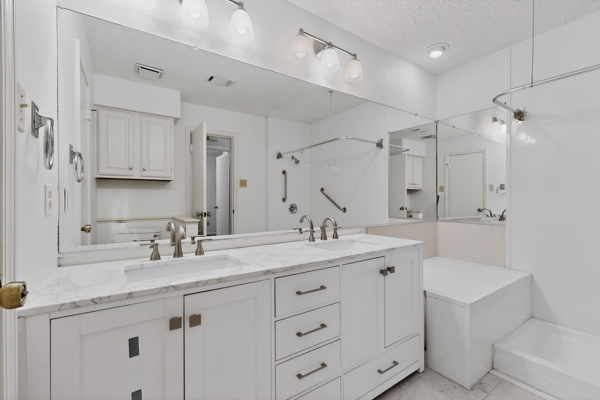 2106 Rainbow Drive 4212