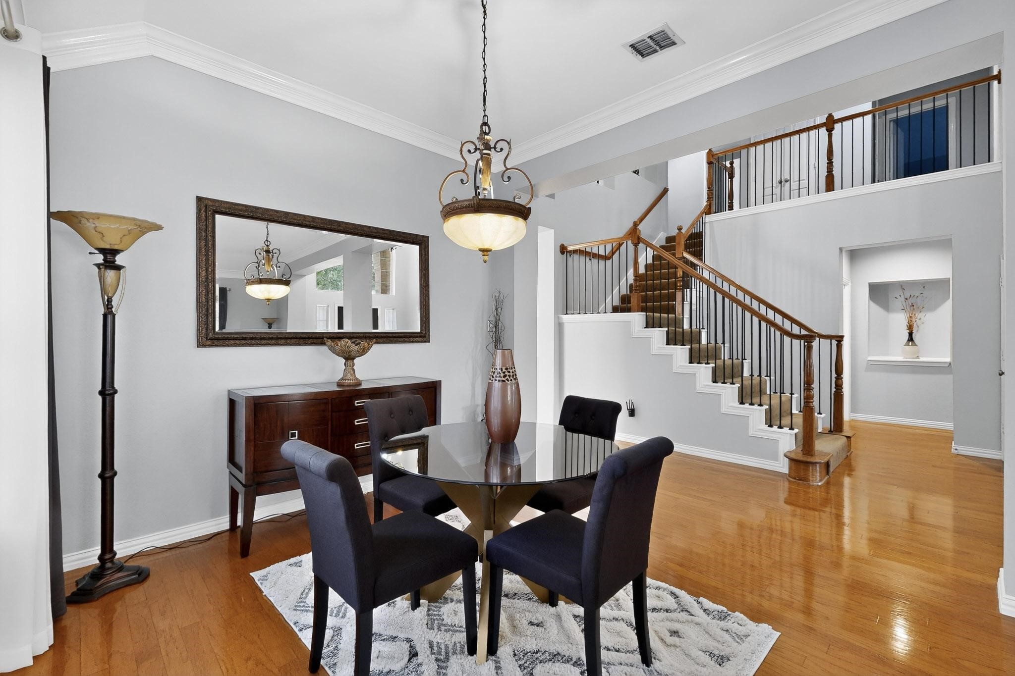 1808 Paddington Court