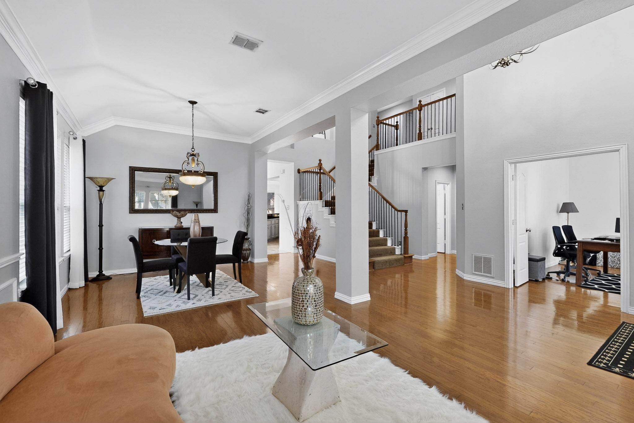 1808 Paddington Court