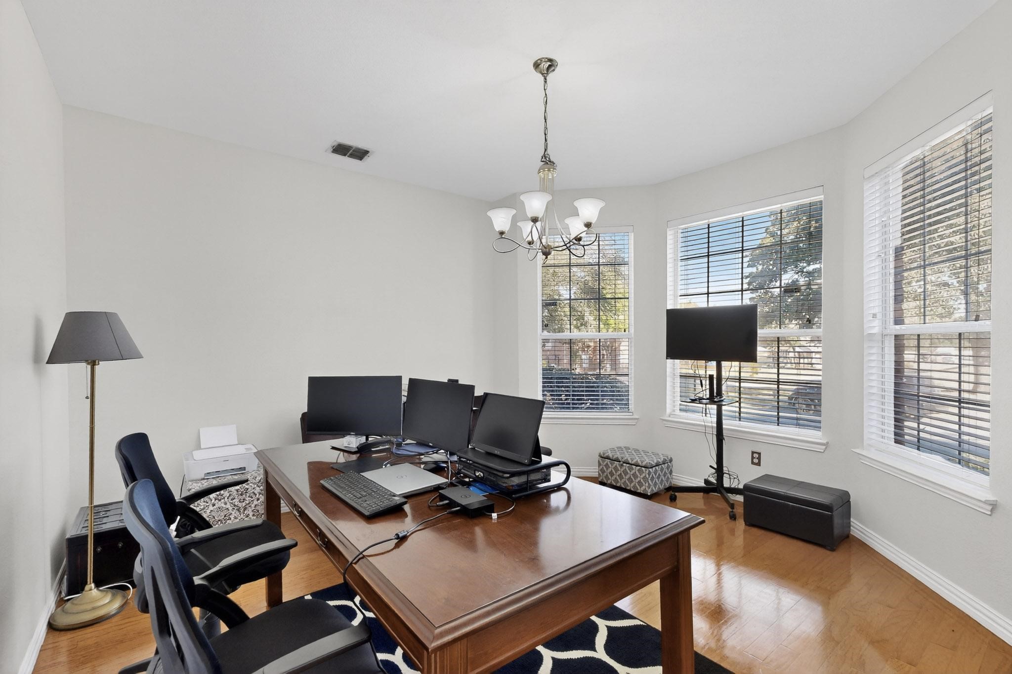 1808 Paddington Court