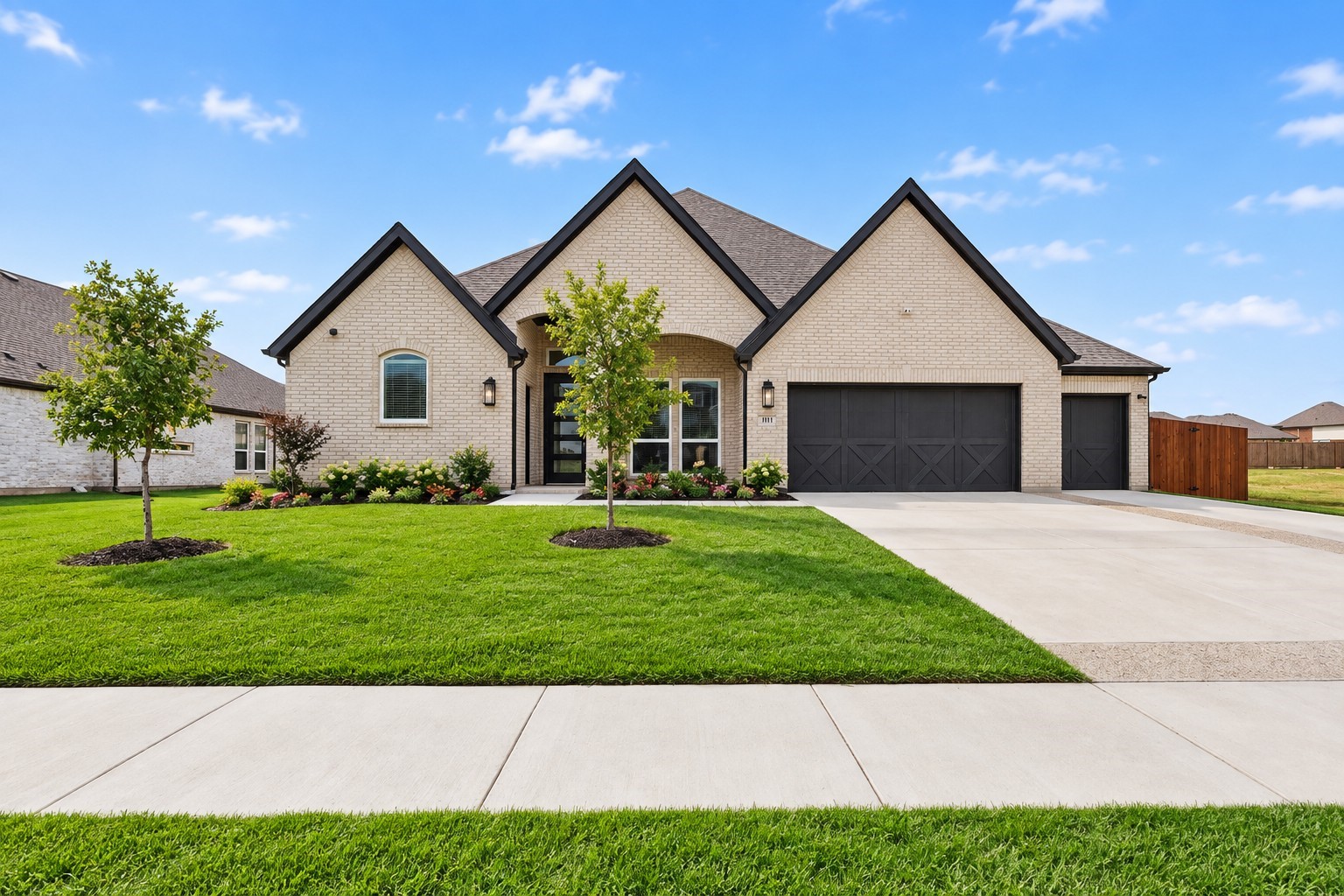 1814 Briarwood W