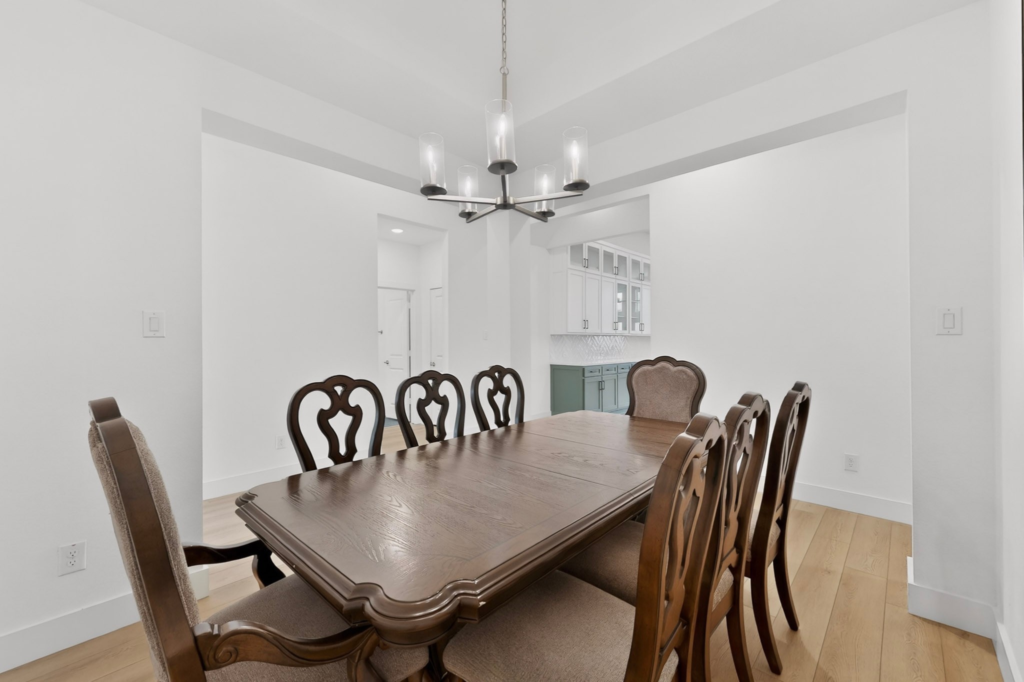 1814 Briarwood W