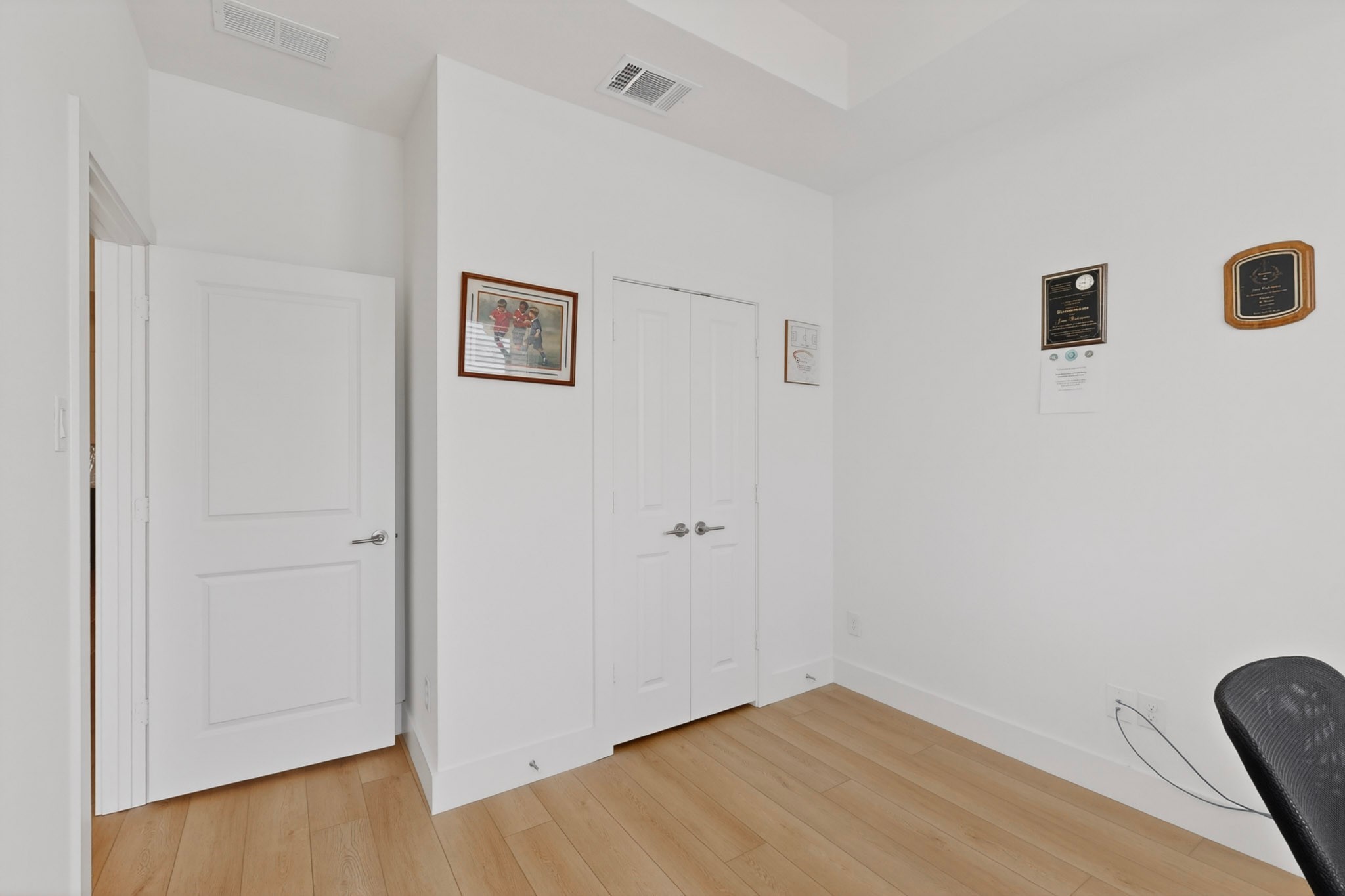 1814 Briarwood W