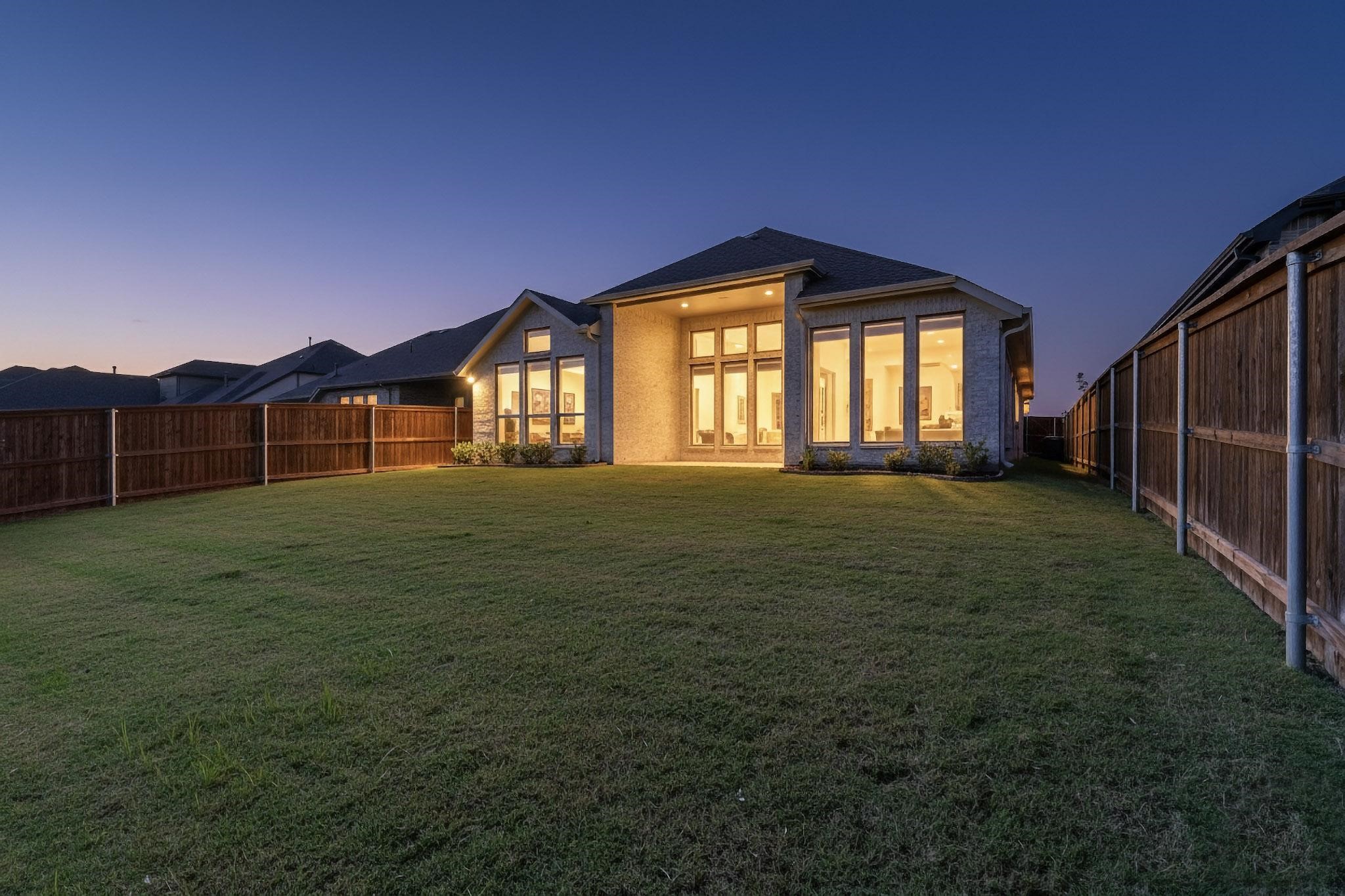 1419 MISTY PASTURE
