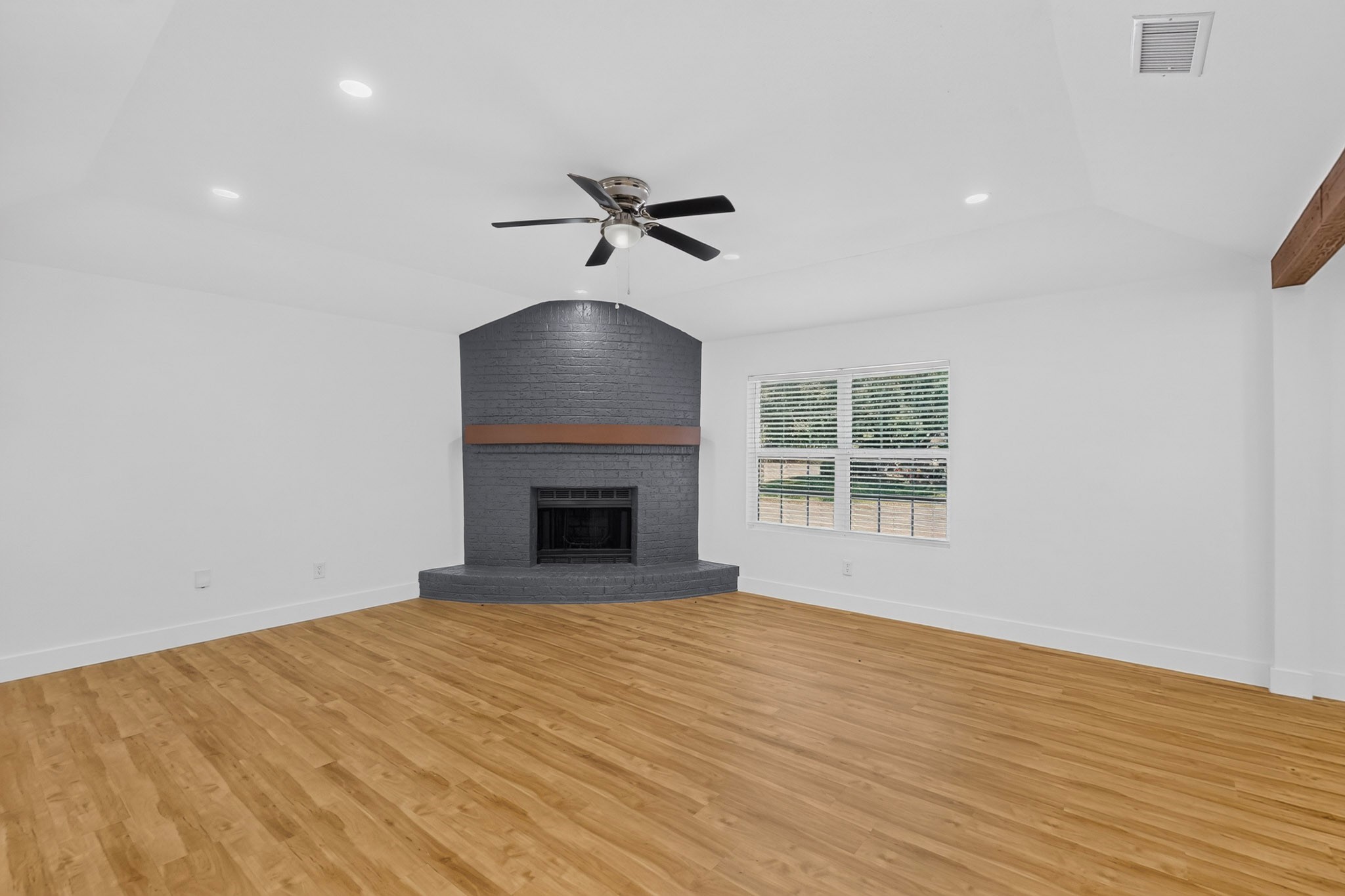 6000 Cool Springs Drive