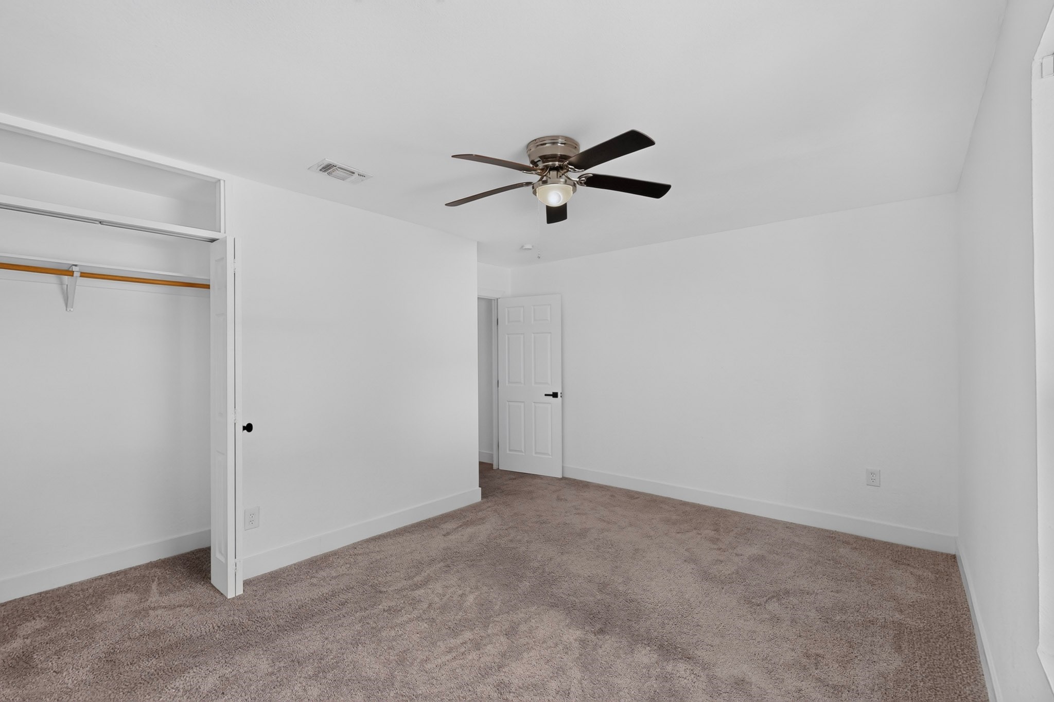 6000 Cool Springs Drive