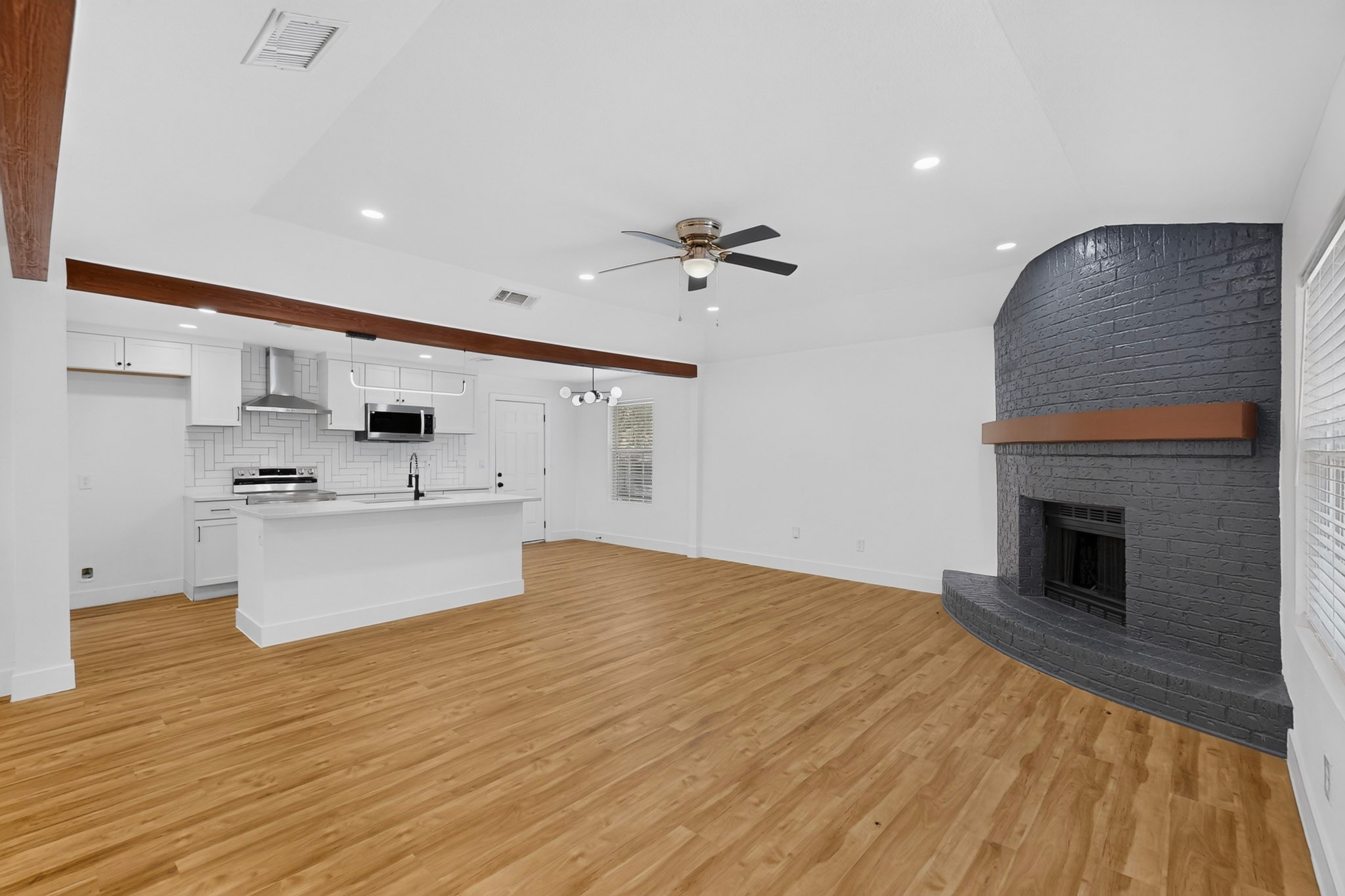6000 Cool Springs Drive