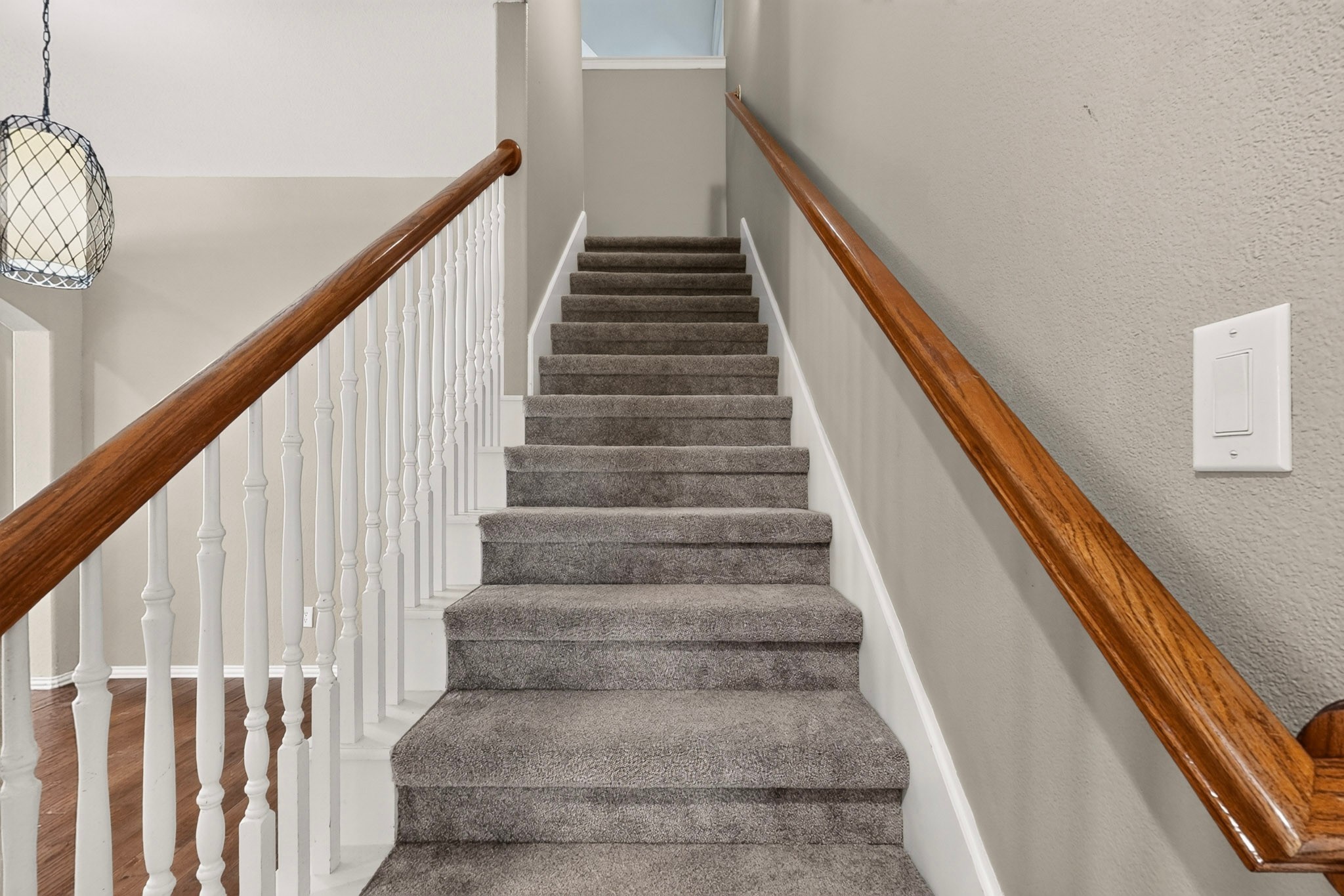 2420 Bent Trail